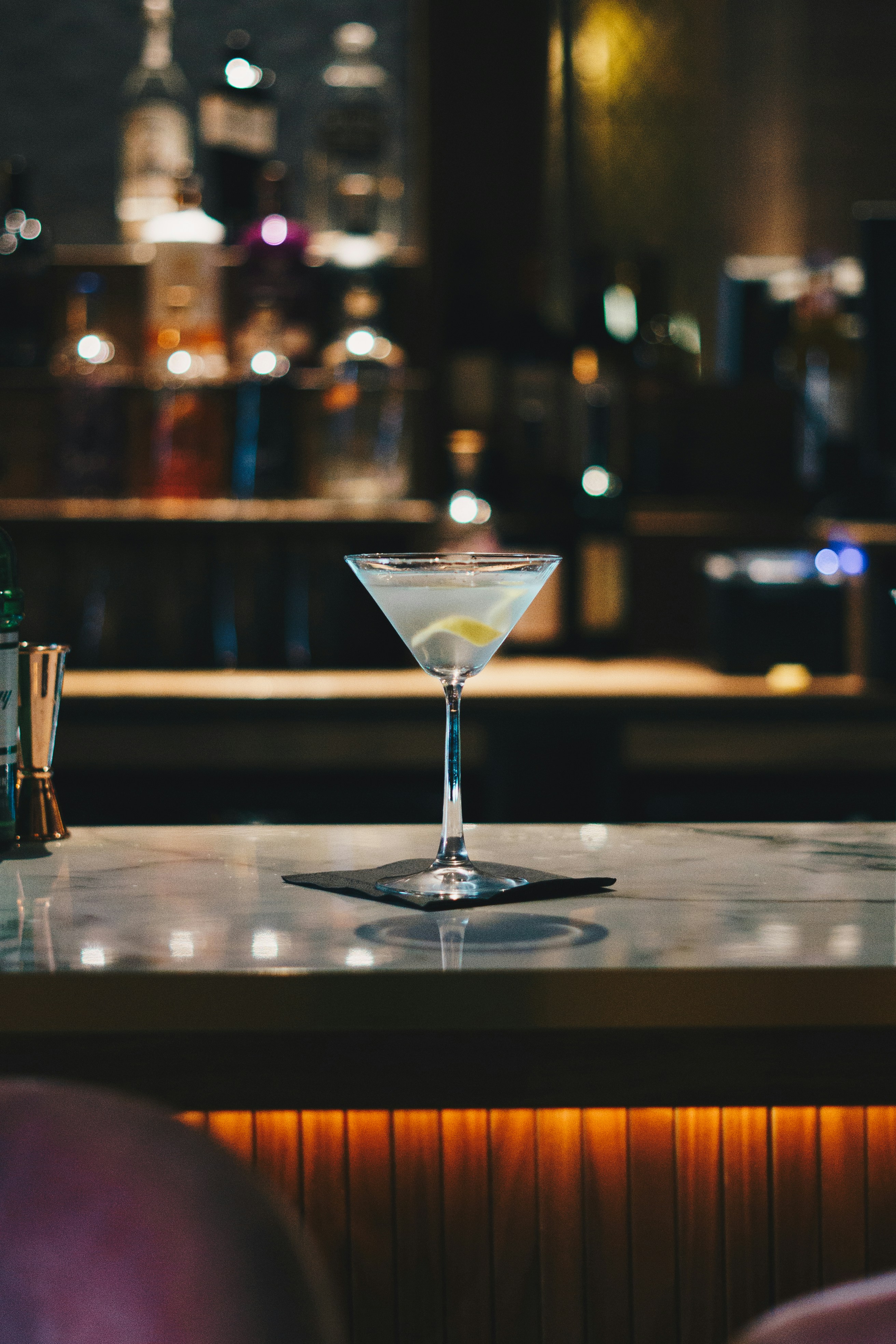 great photo recipe,how to photograph clear martini glass on brown wooden table