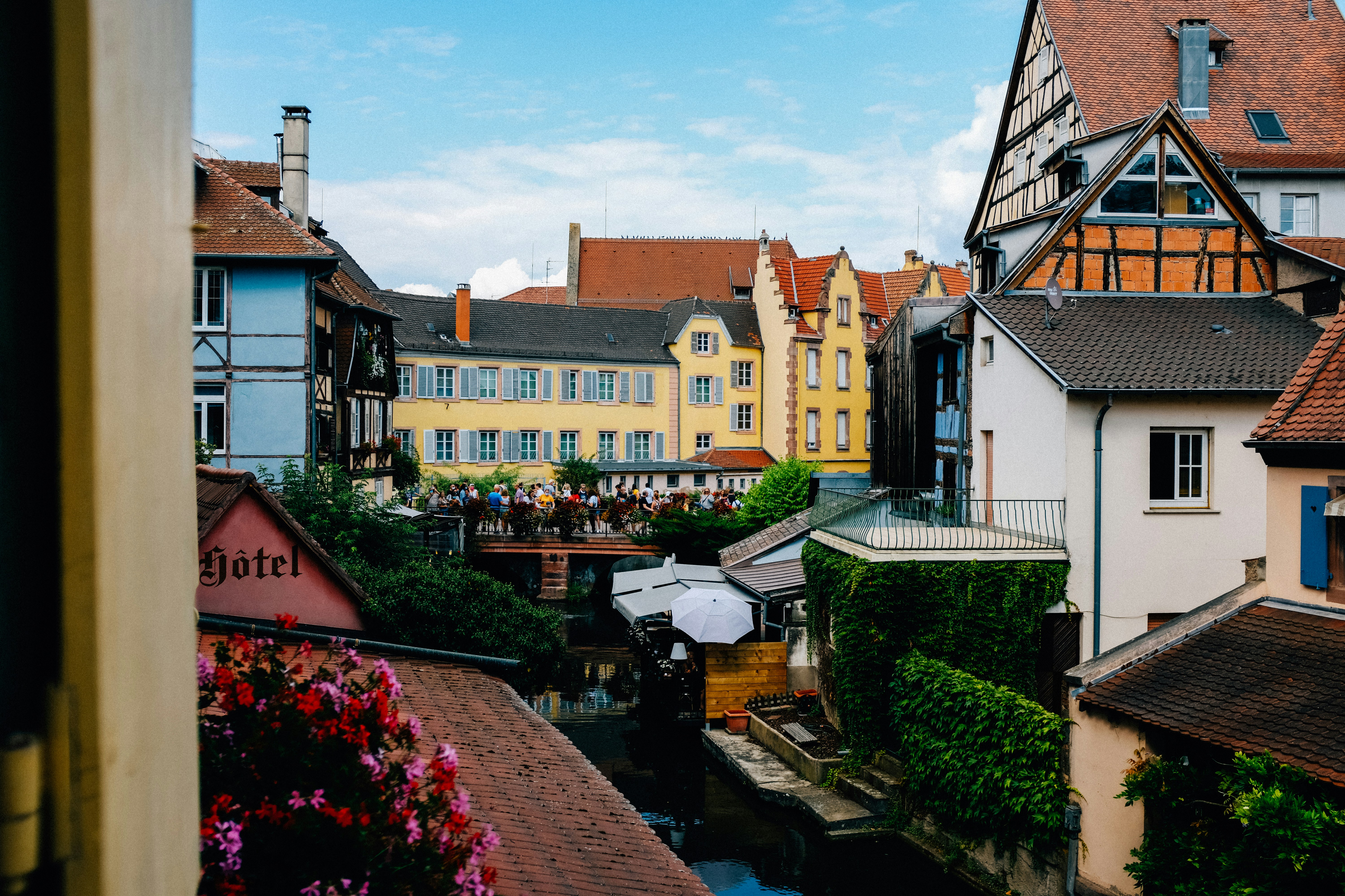 Photo by adrienolichon