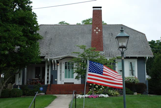 A cozy Alabama house ready for a new owner, needing no renovations.