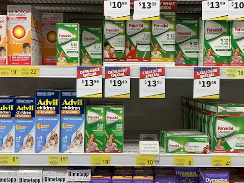green and blue labeled boxes