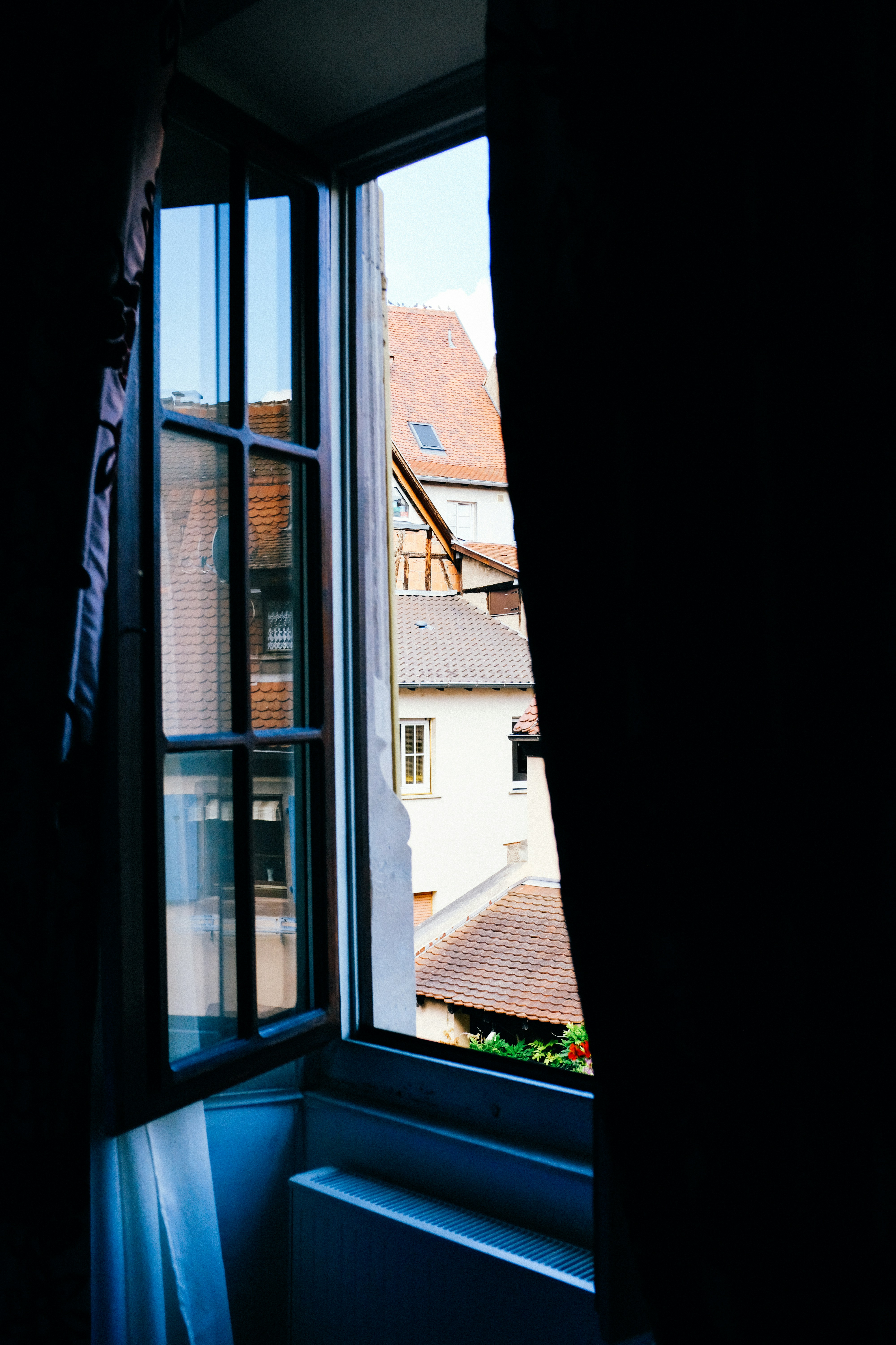 Photo by adrienolichon