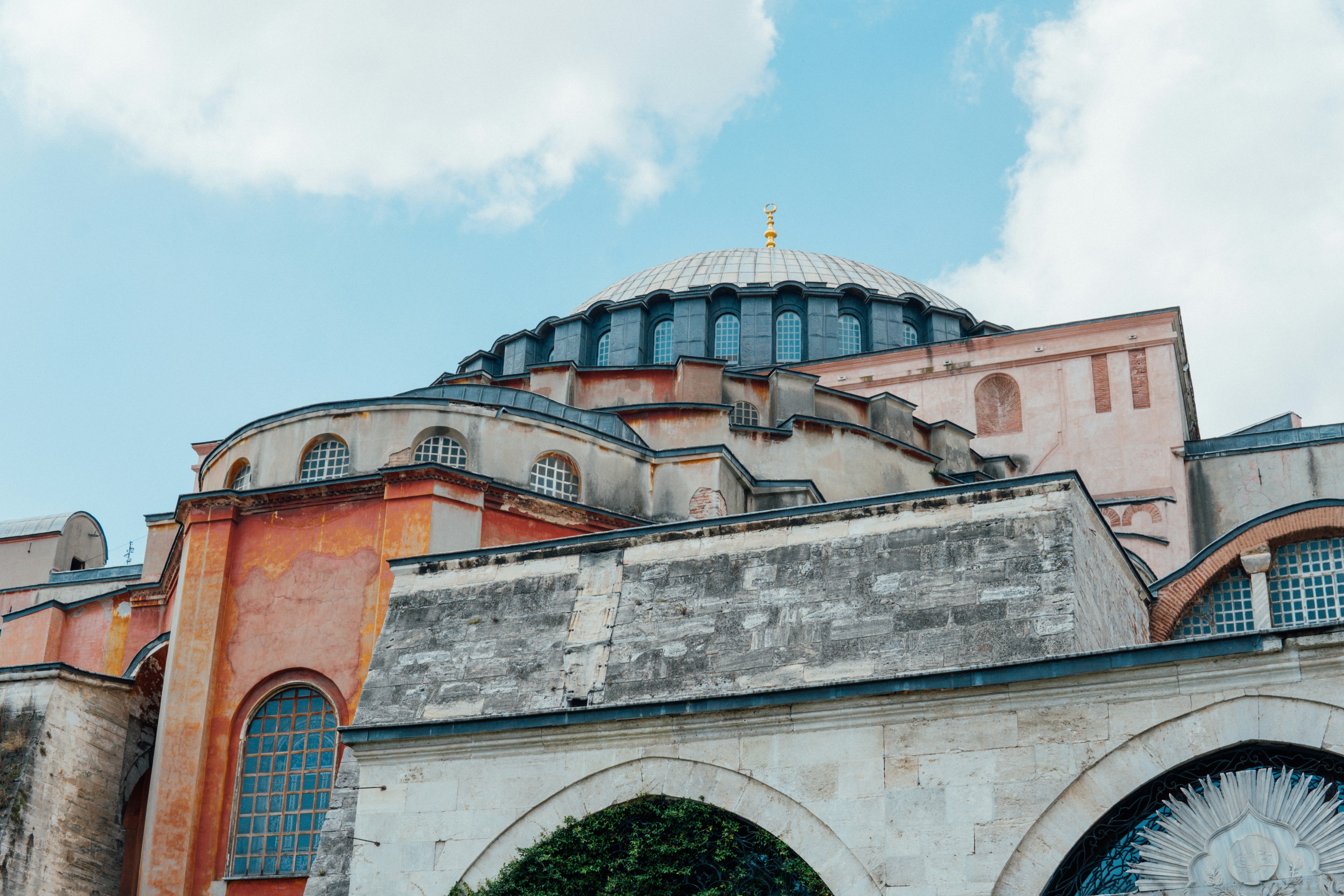 Photo by mertkahveci