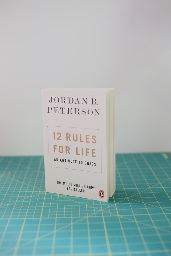 Jordan Peterson Book Review: Unpacking the Insights of "12 Rules for Life