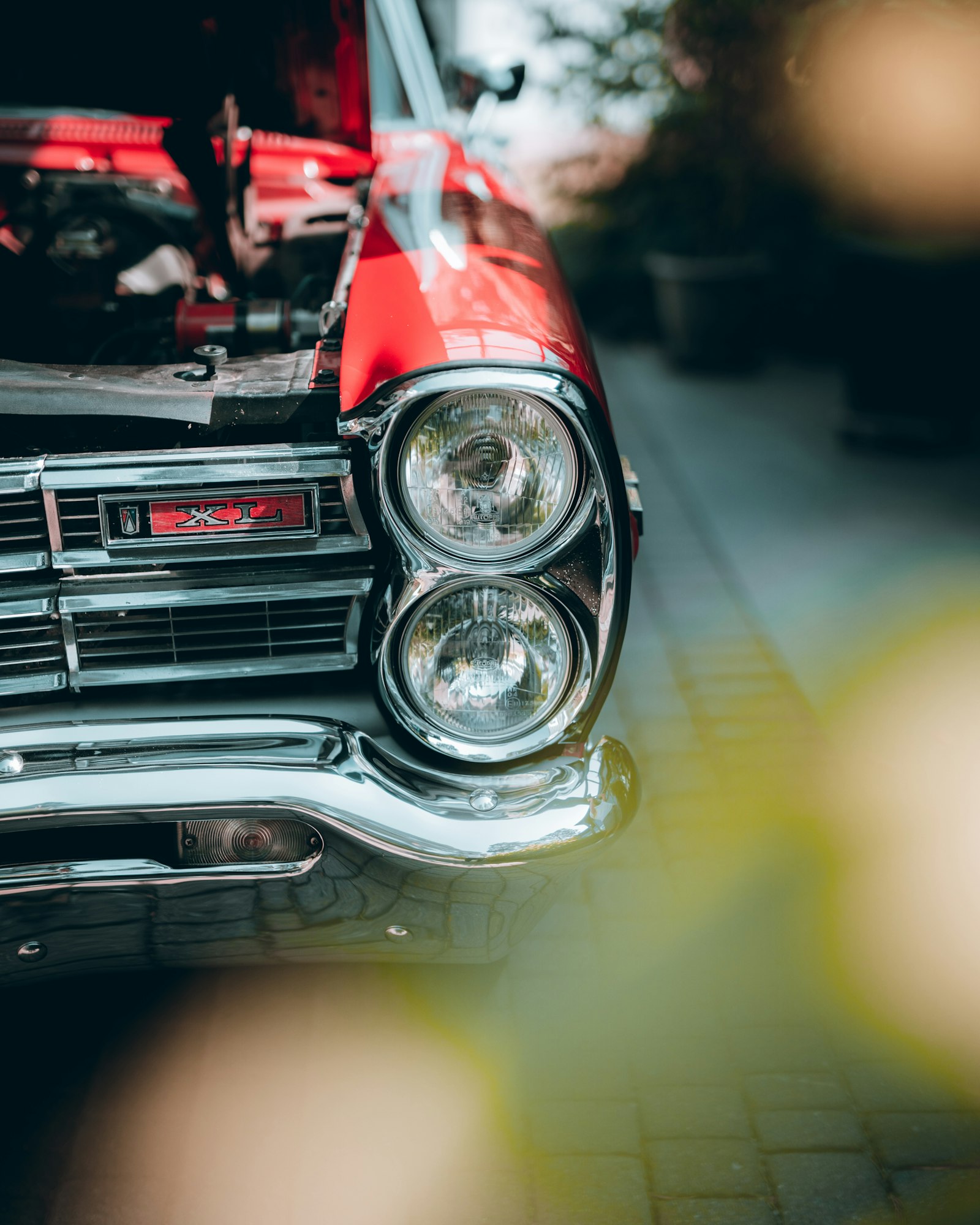 Sony a7 III + Sigma 50mm F1.4 DG HSM Art sample photo. Red and silver car photography