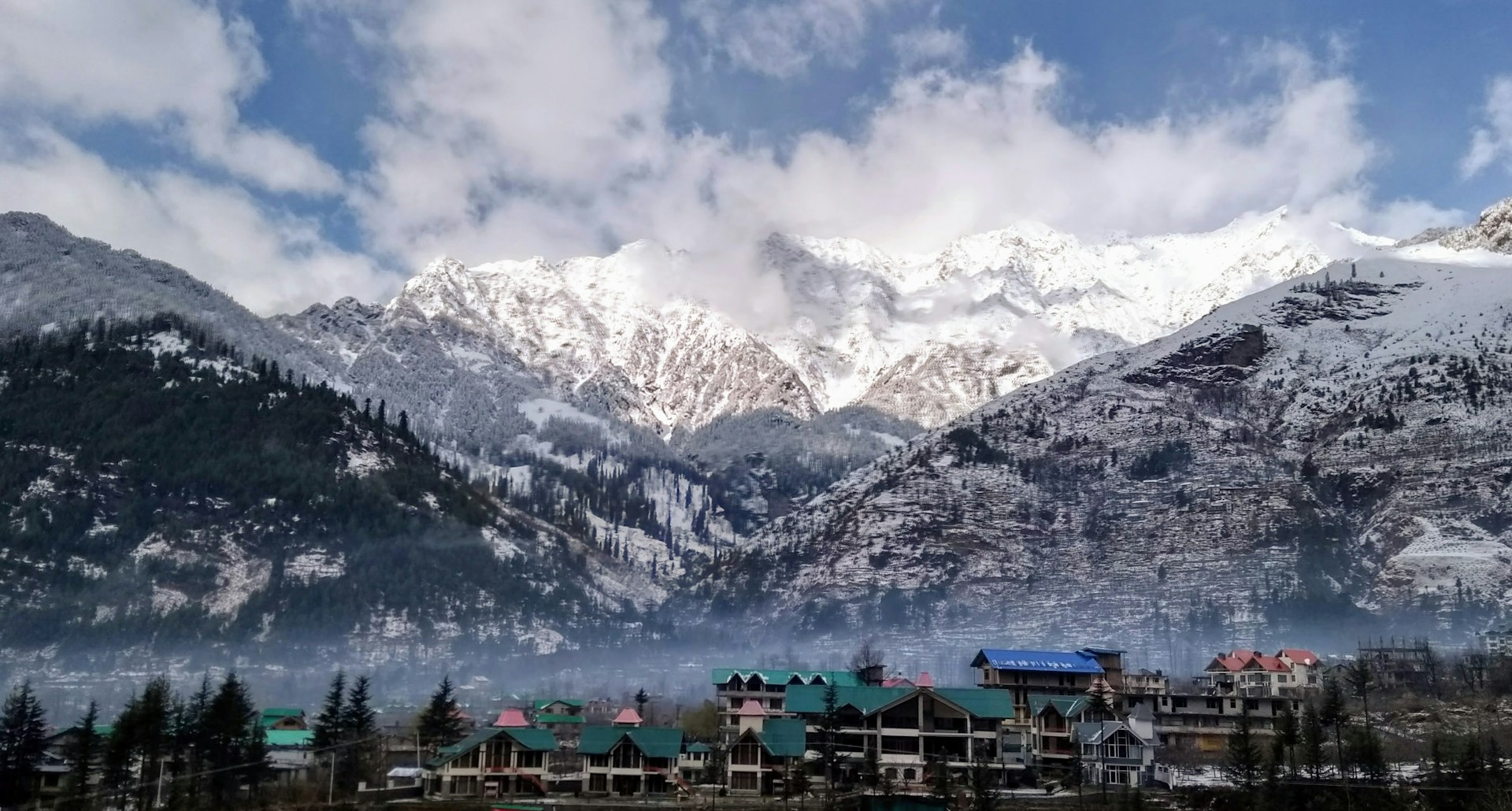 Manali Tour Packages 2026 | From ₹6,999 | NeelTrip