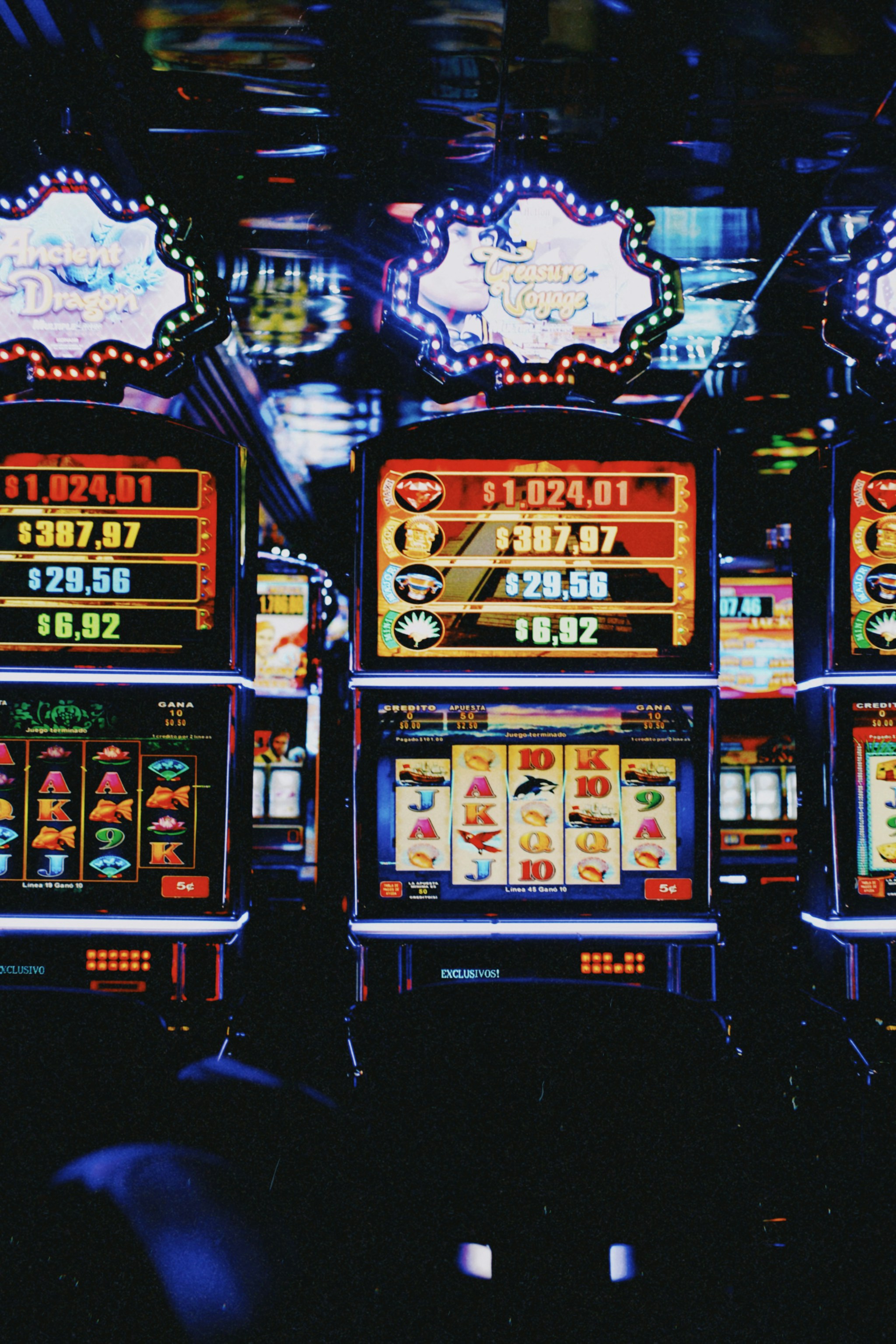 black and blue slot machine