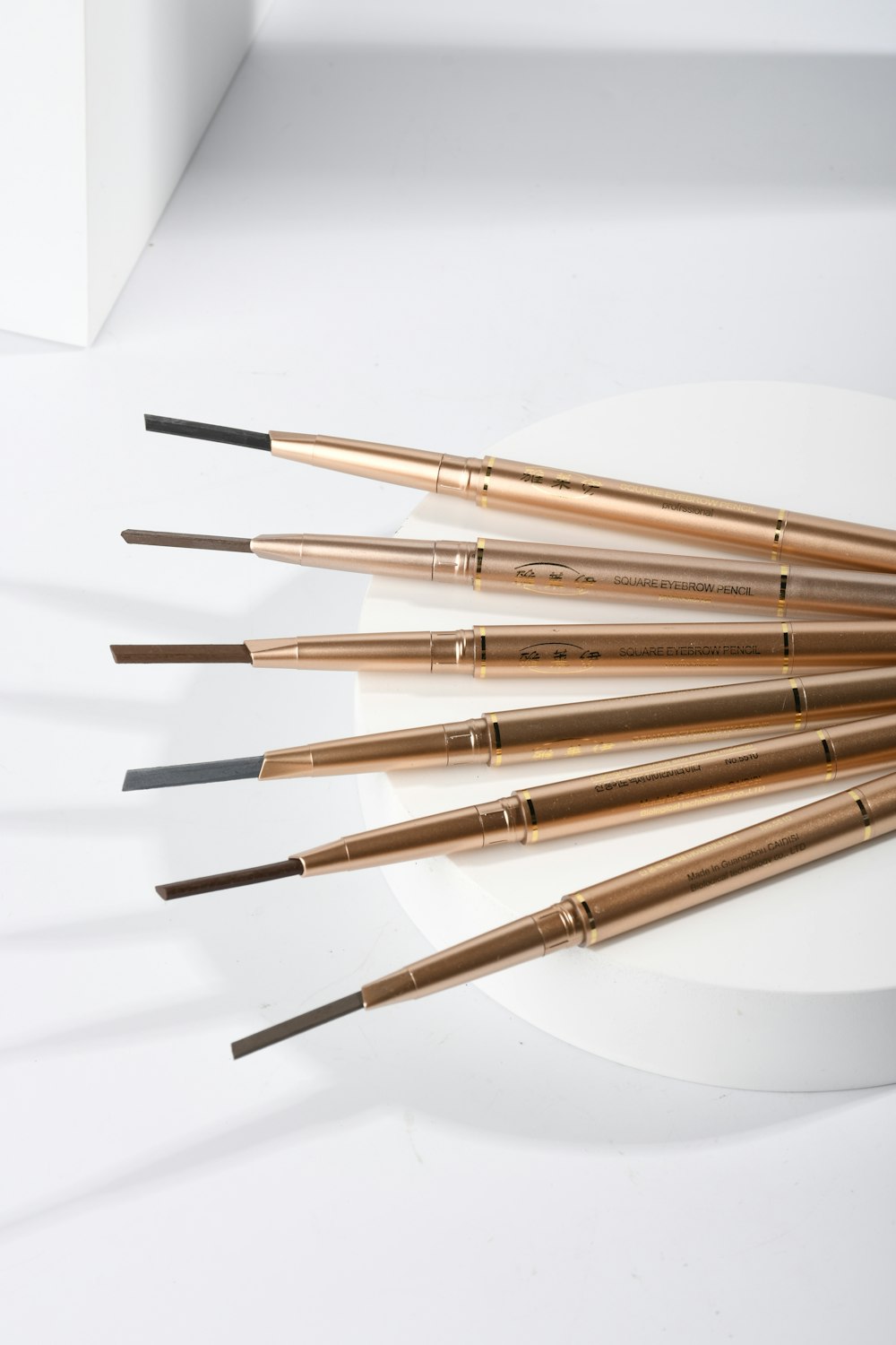 gold and silver makeup brush set