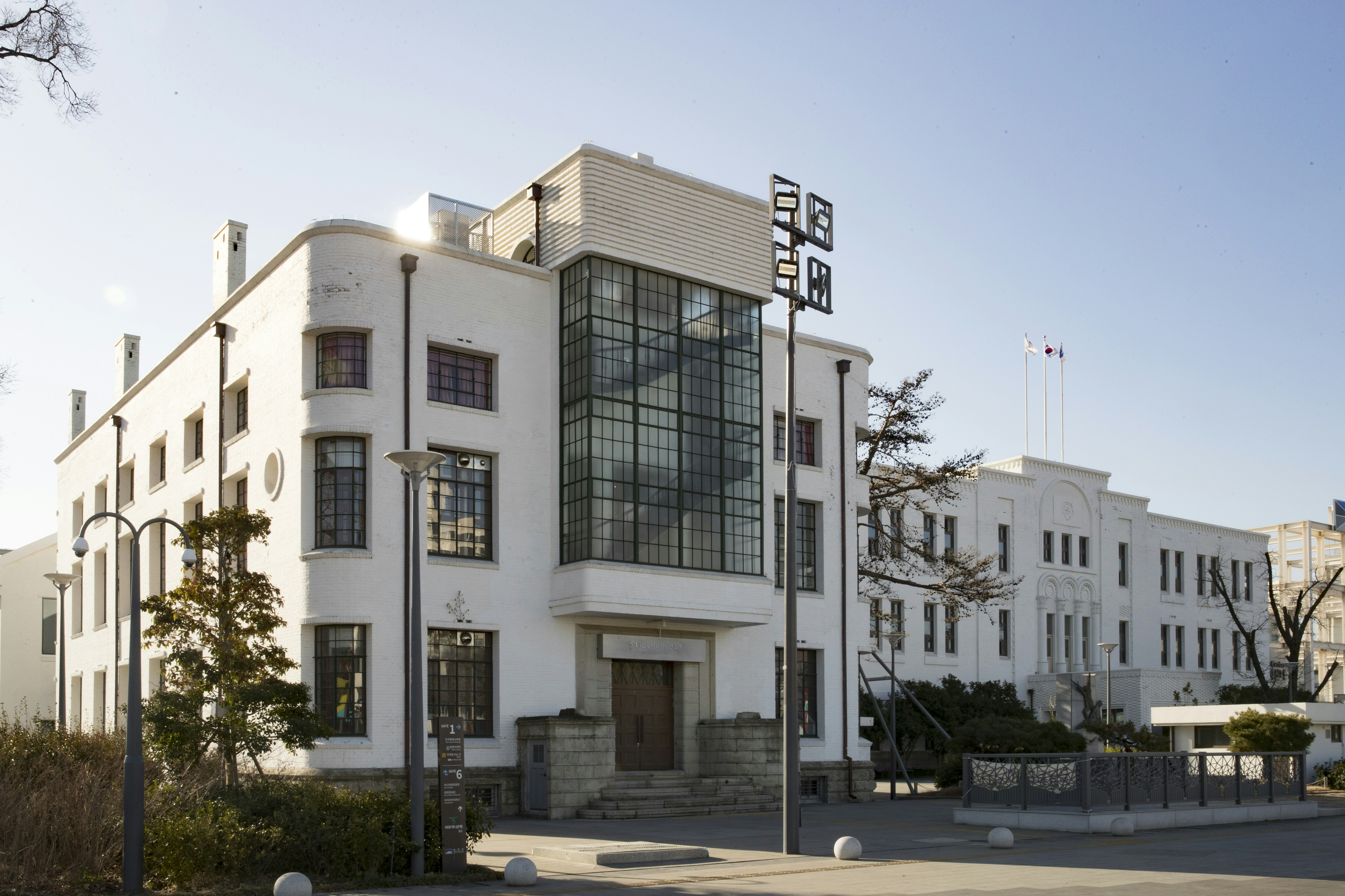 Photo by asiaculturecenter