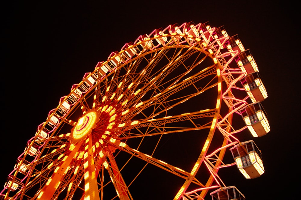 yellow and red ferris wheel