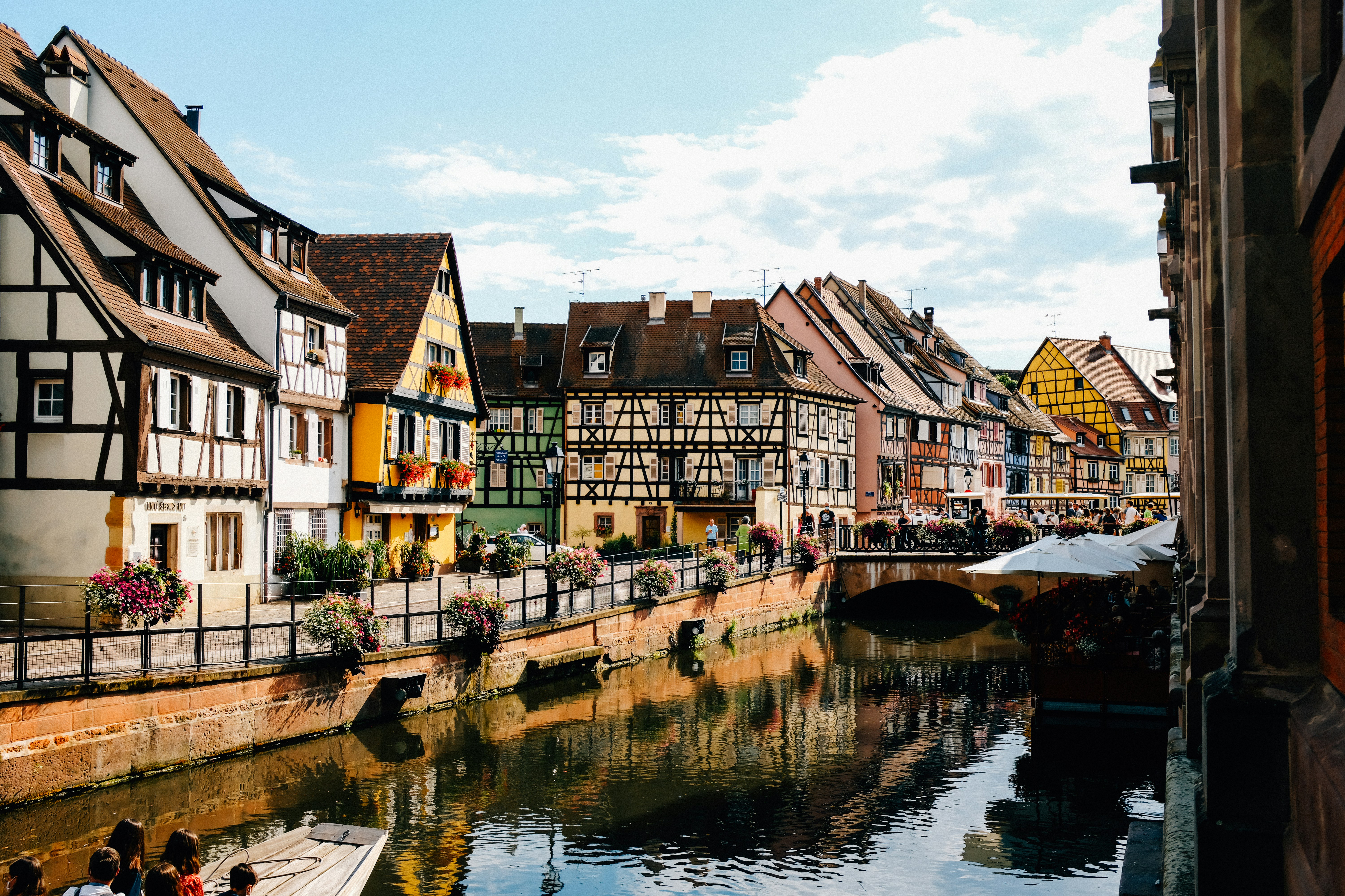 Photo by adrienolichon