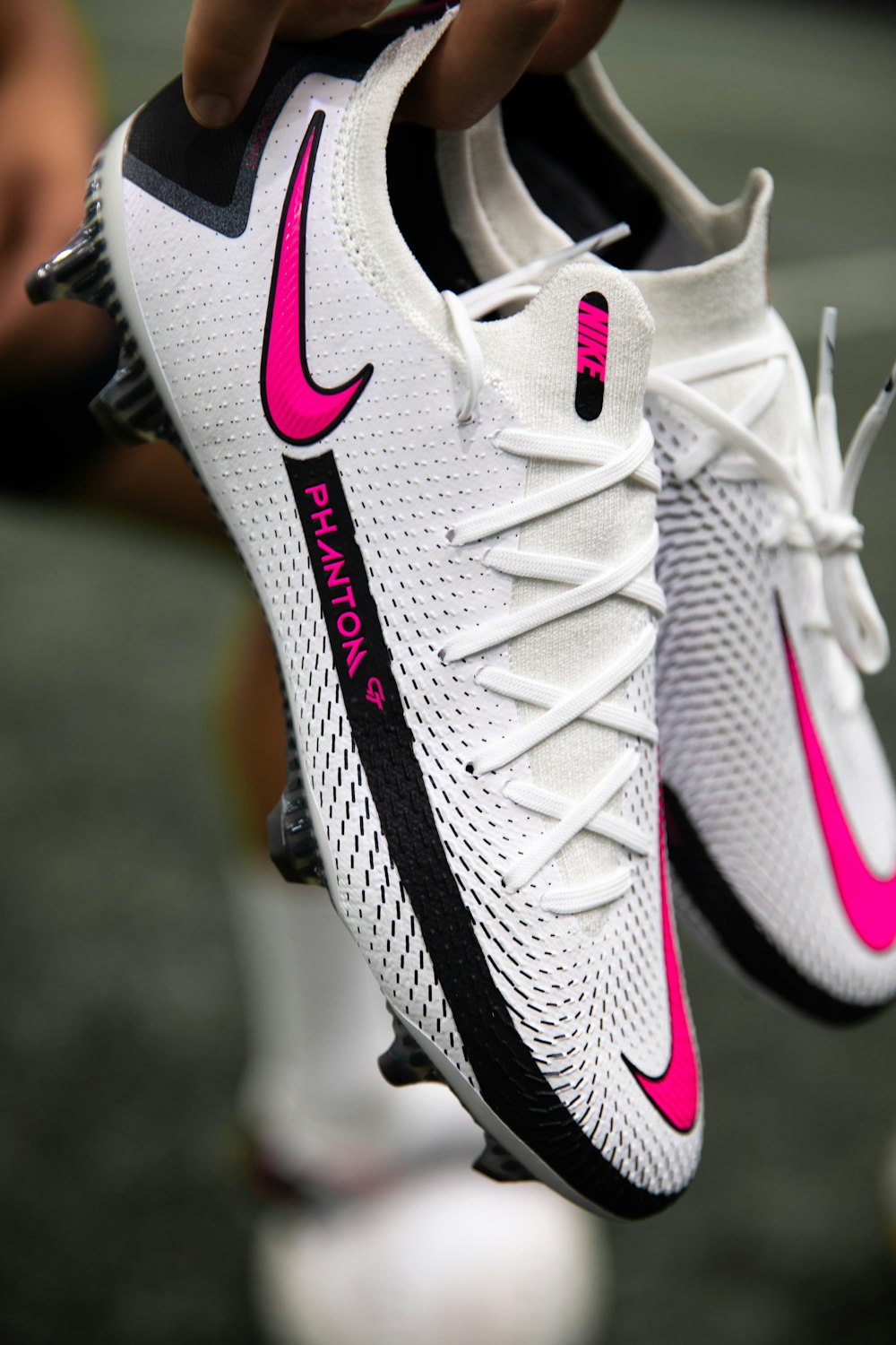 gray and white nike athletic shoe photo – Free Soccer Image on Unsplash