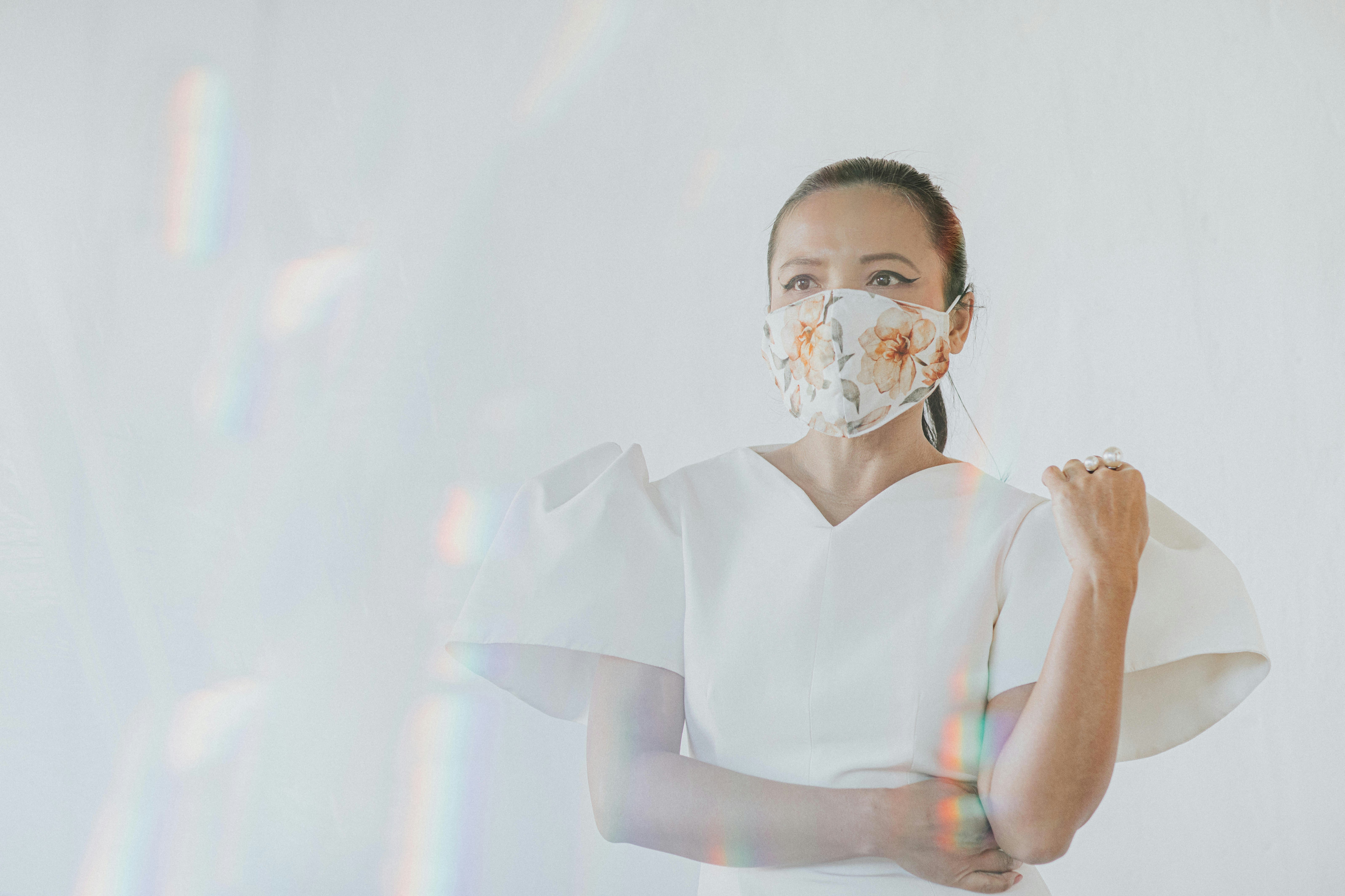 photo 1597294718420 efa7270beda5?crop=entropy&cs=tinysrgb&fit=max&fm=jpg&ixid=M3w1MjQ0NjR8MHwxfHNlYXJjaHwyfHxTdHlsaXNoJTIwb3V0Zml0fGVufDB8MHx8fDE3NDA5NjQ1Njh8MA&ixlib=rb 4.0