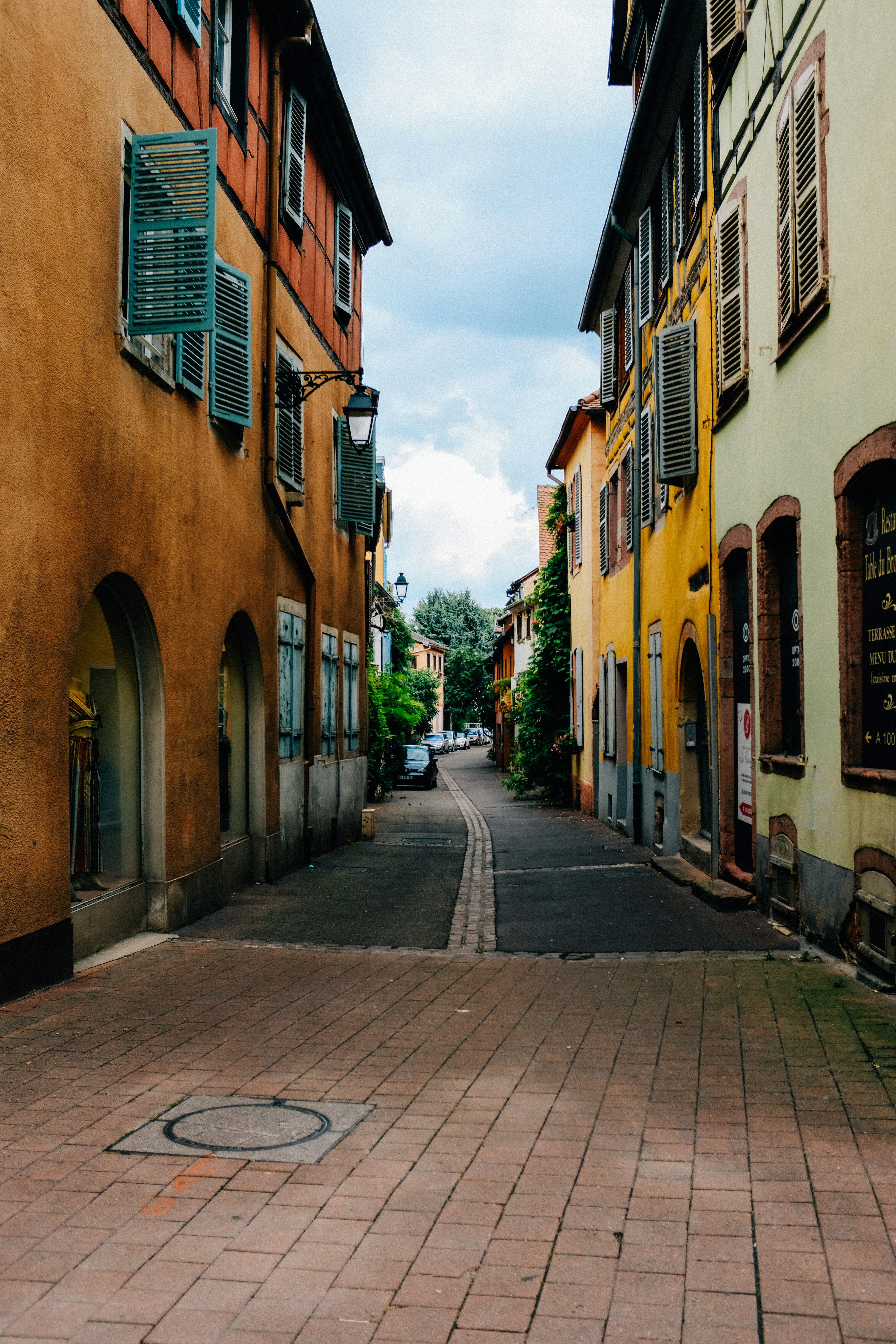 Photo by adrienolichon