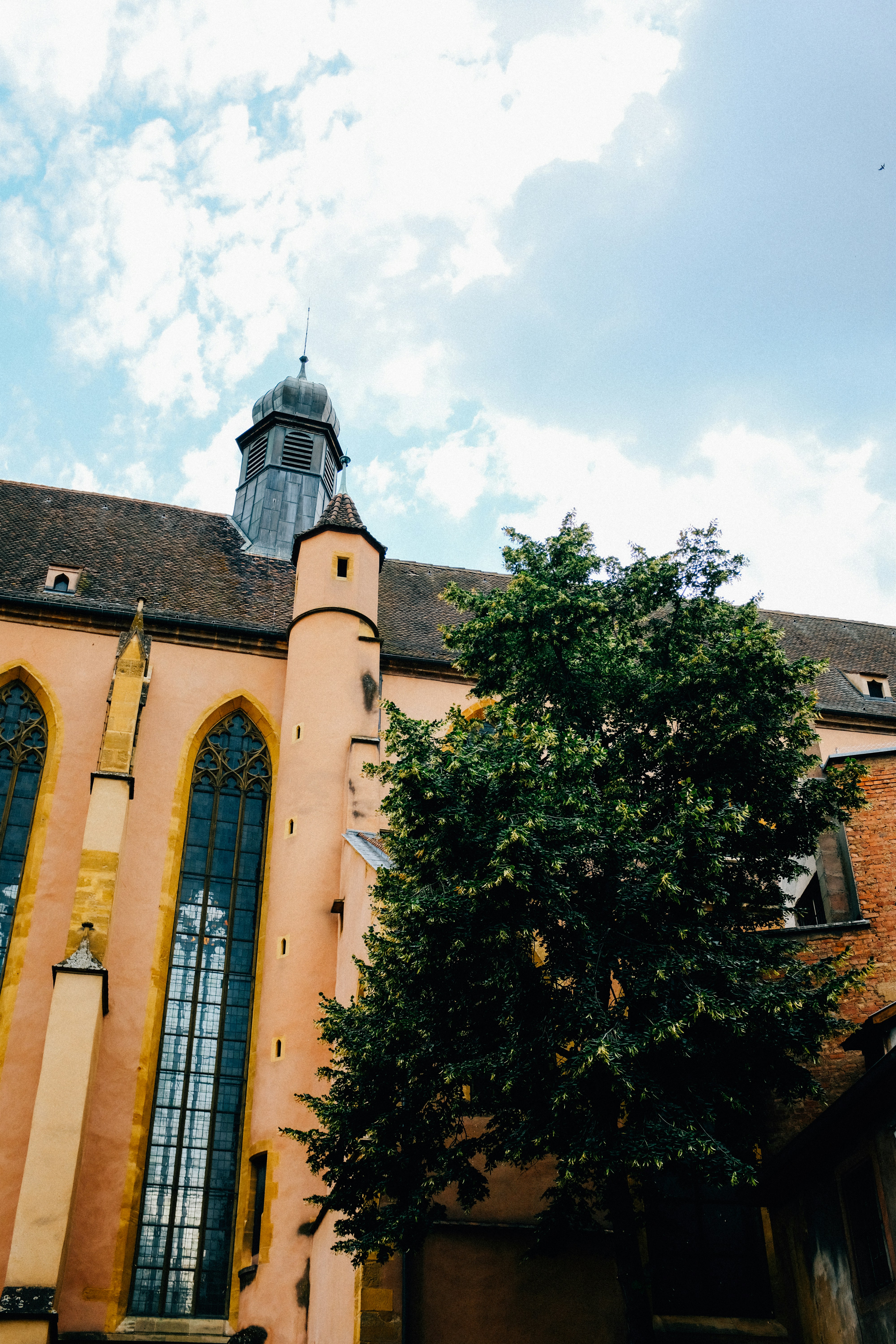 Photo by adrienolichon