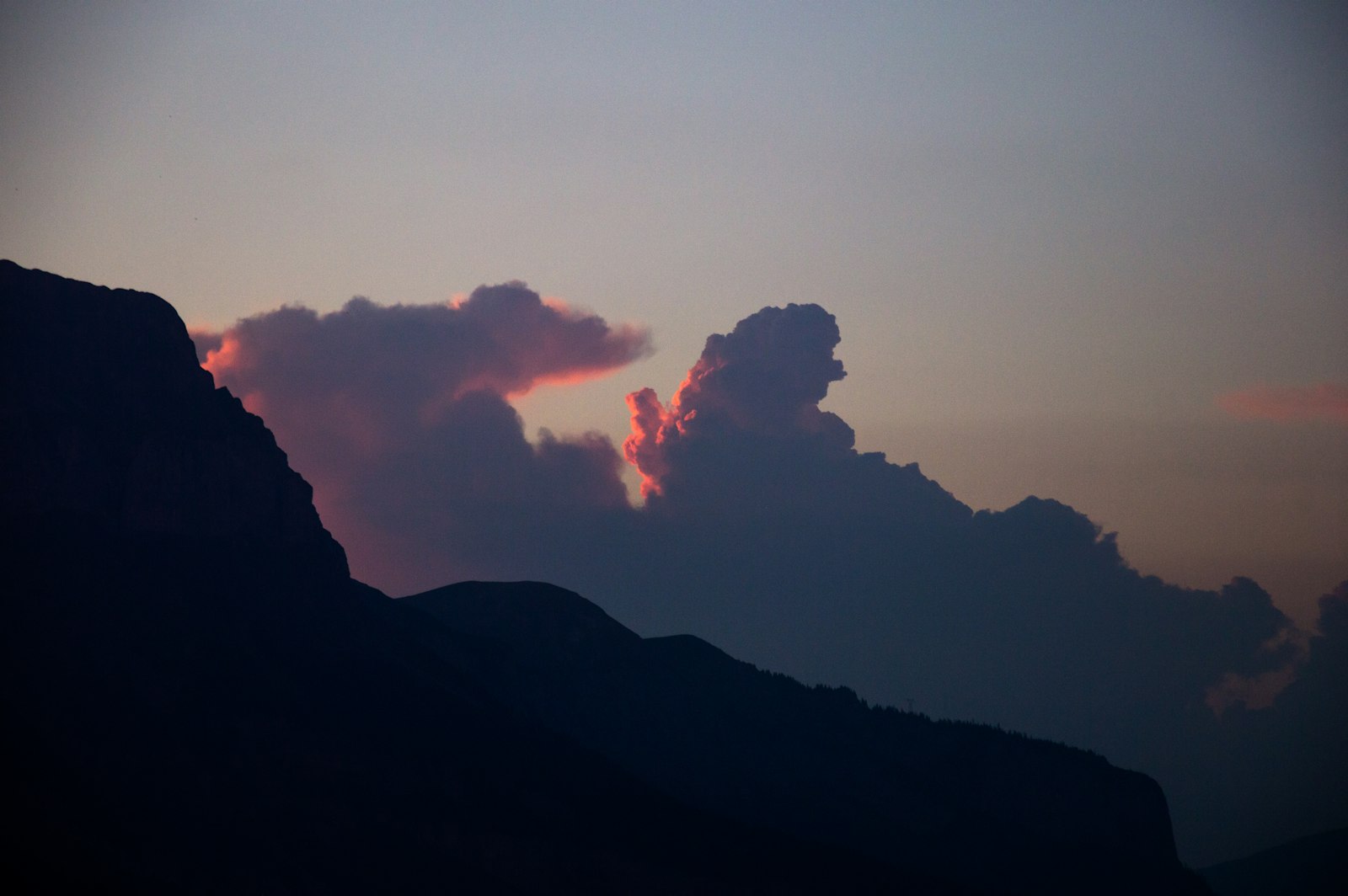 Nikon D3200 + Nikon AF-S DX Nikkor 18-105mm F3.5-5.6G ED VR sample photo. Silhouette of mountain during photography