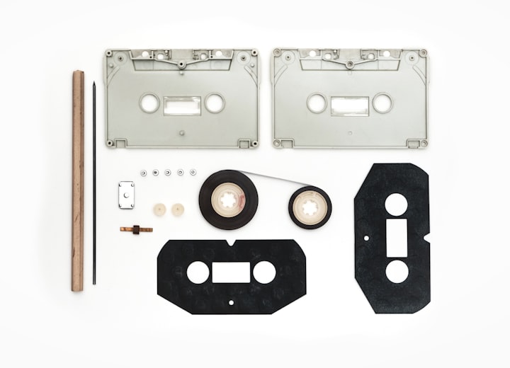 Maxell UR 90 Cassette Tape