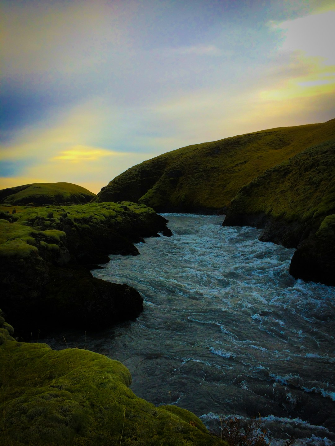 Loch photo spot Iceland Landmannalaugar