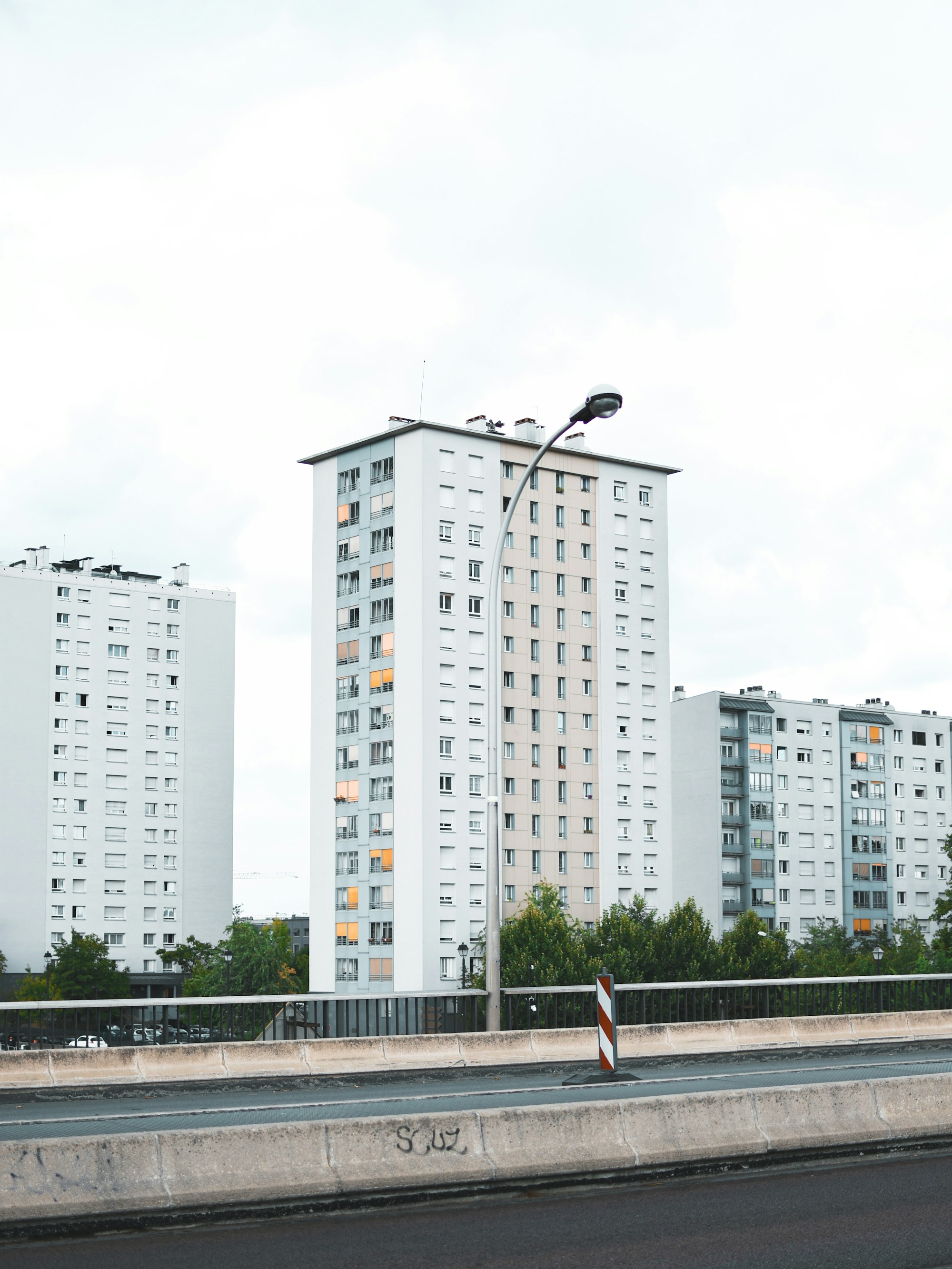A Comprehensive Guide to Créteil's Ideal Weather, Seasons & Best Months to Visit
