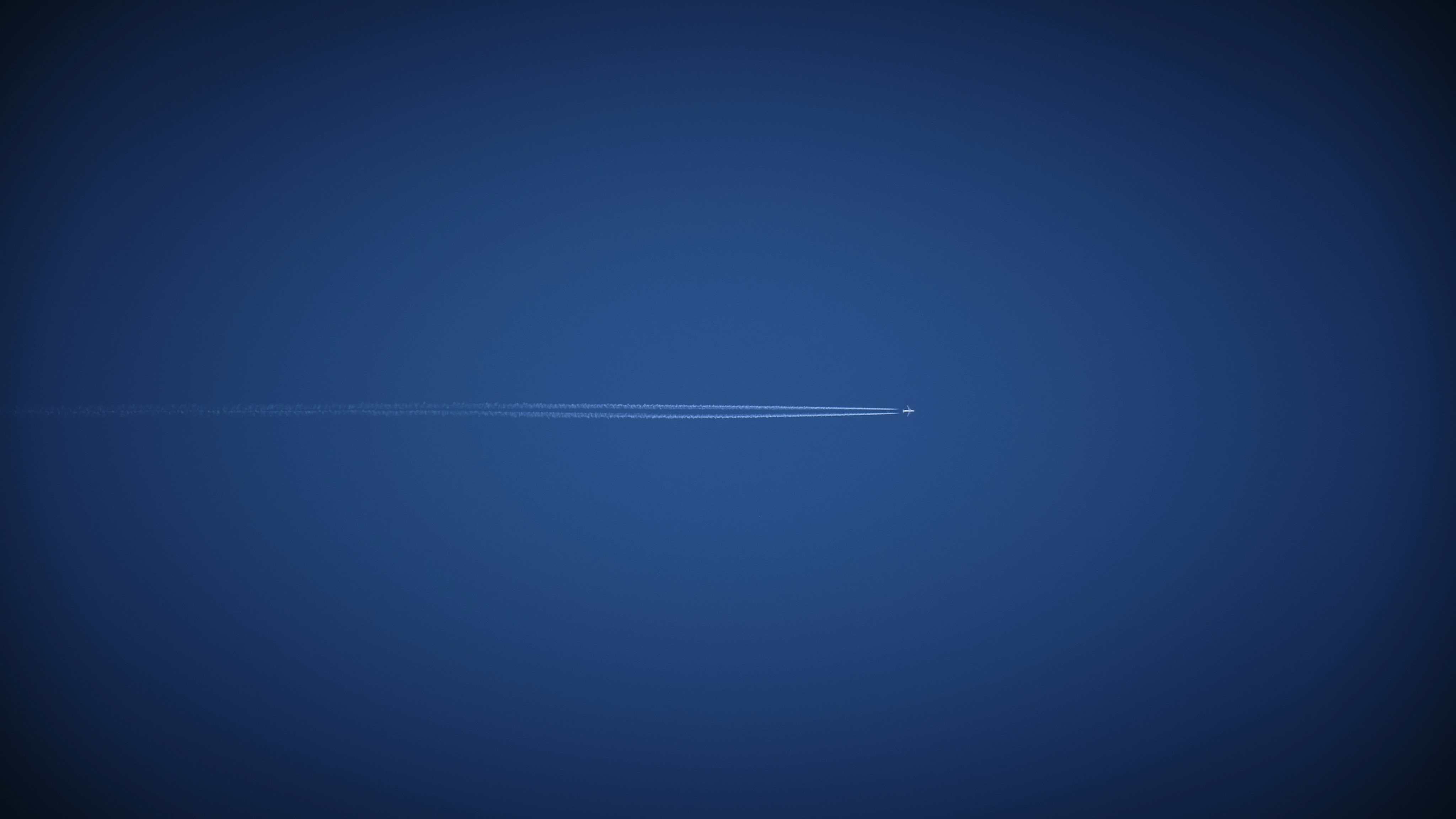 photo-1597441752638-70d77d861d85?ixid=M3