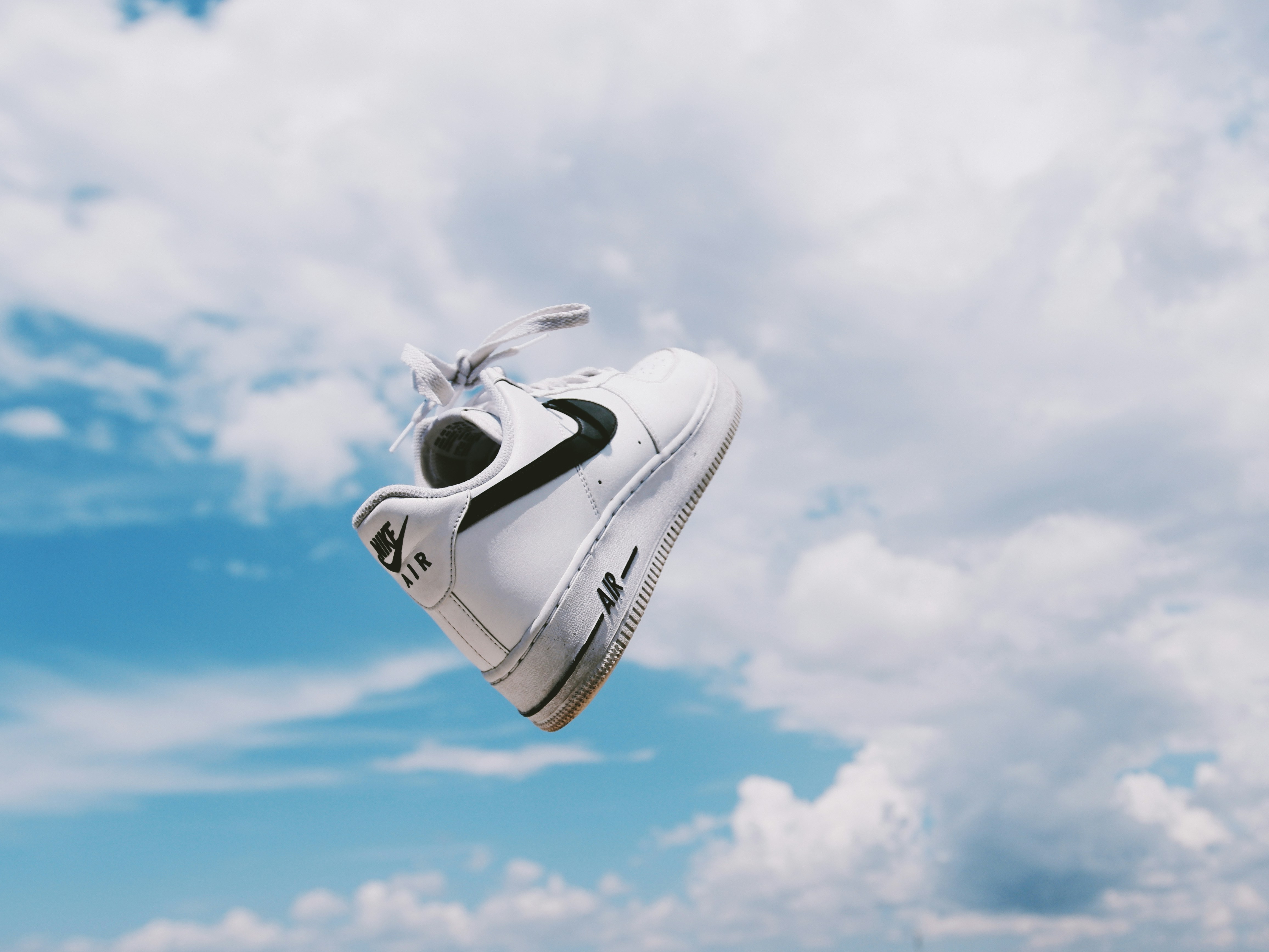 Nike Air Max blancas y negras