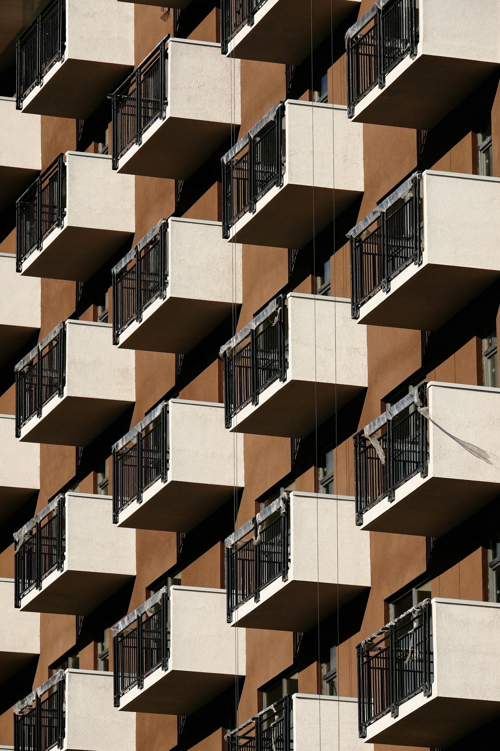 brown concrete building during daytime
