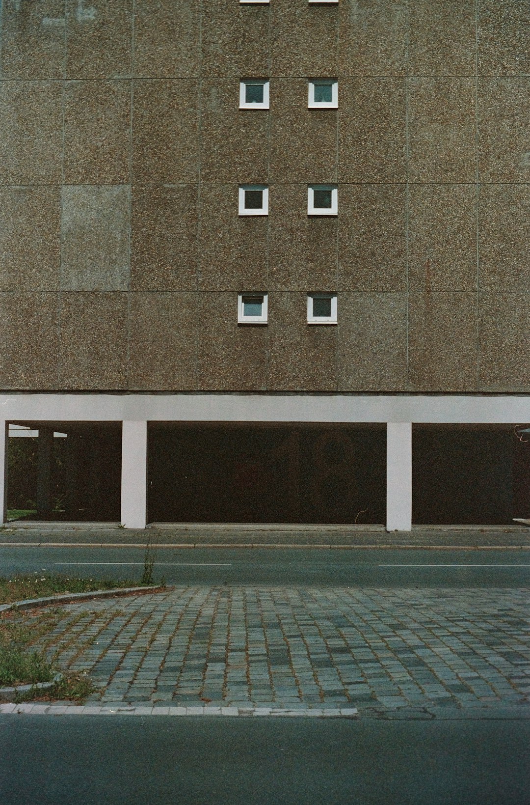 brown and white concrete building