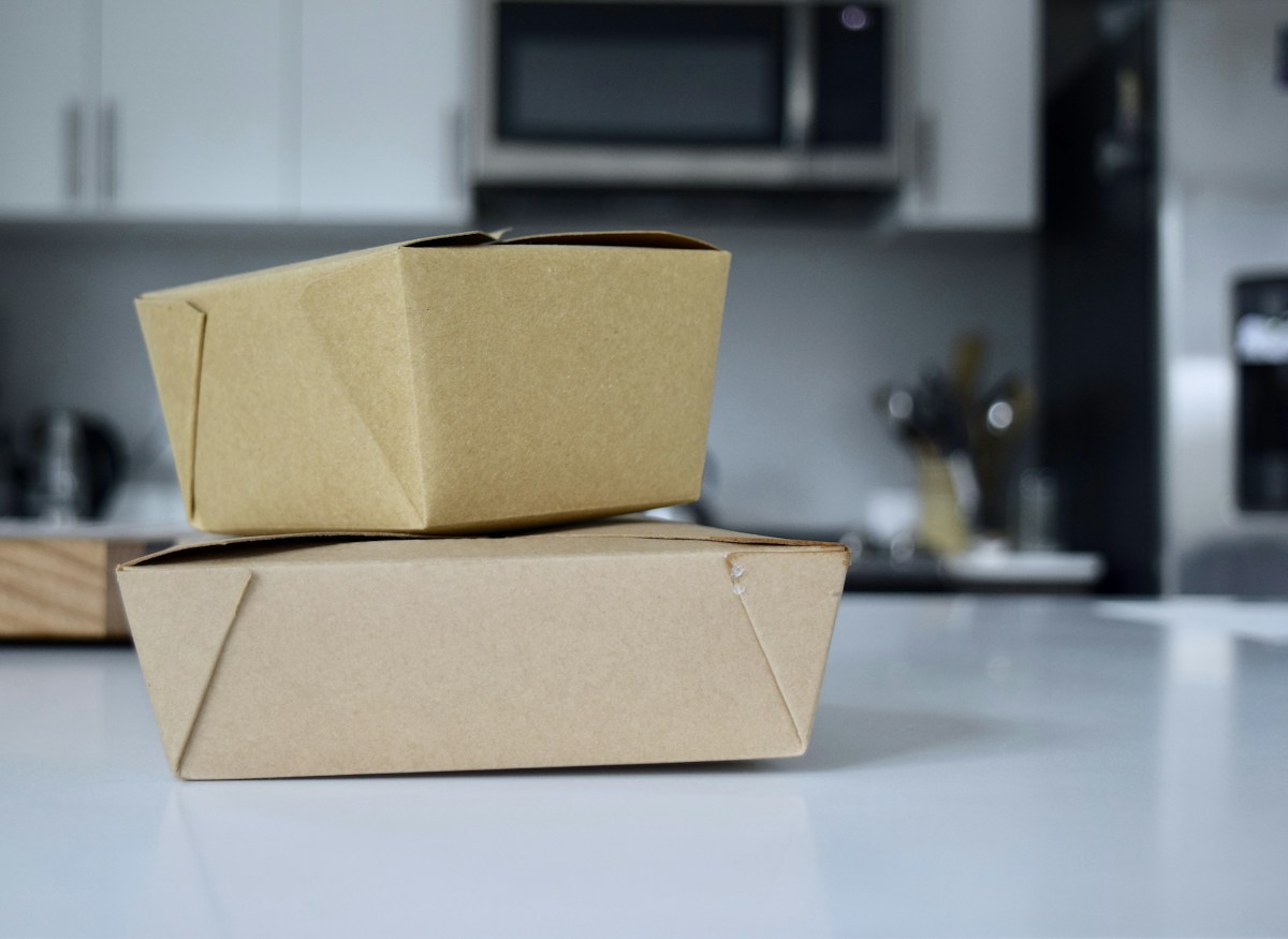 How Can You Safely Reheat Leftovers for a Family Dinner?