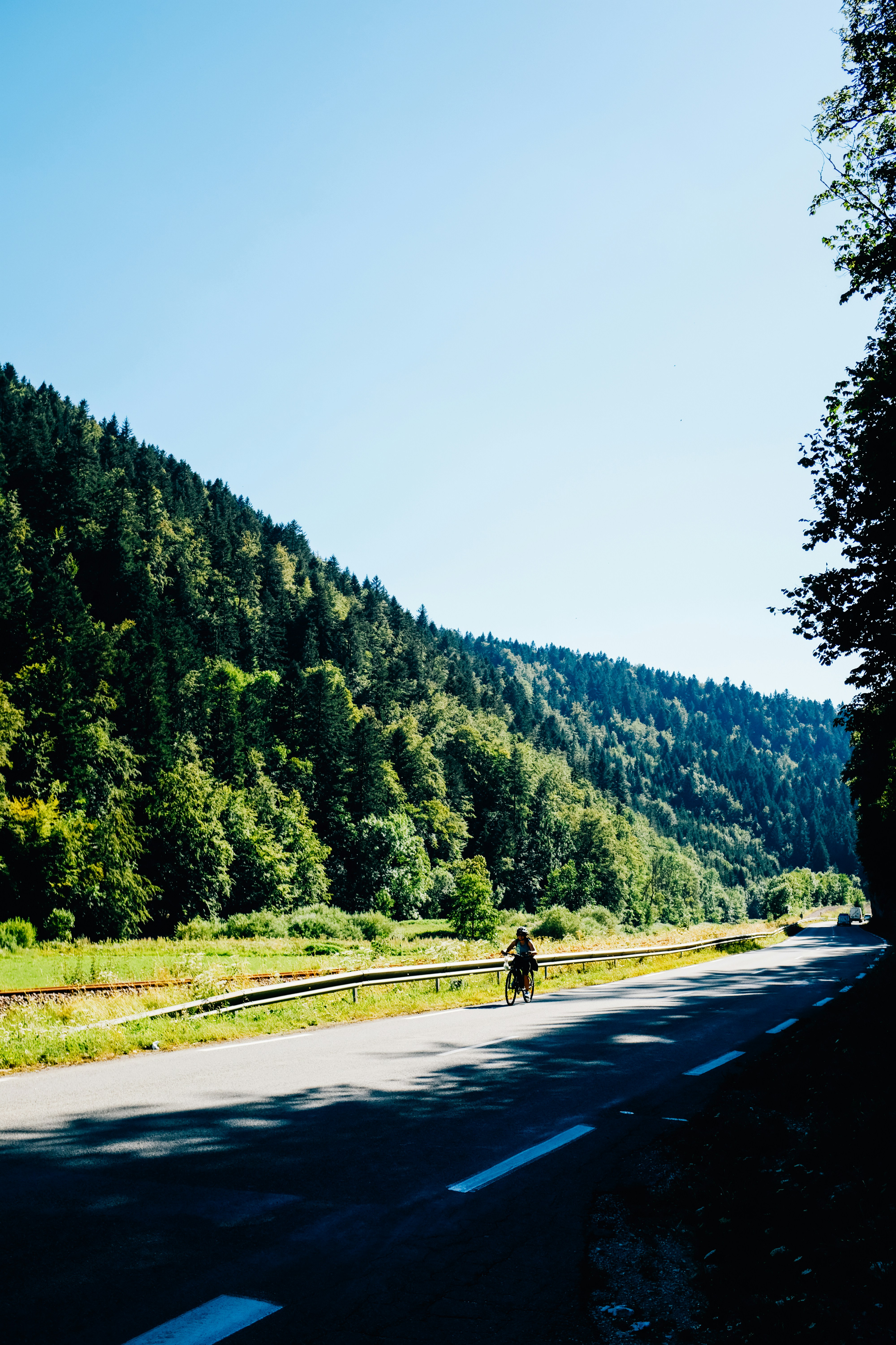 Photo by adrienolichon