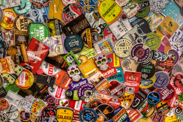 Stickers & autocollants