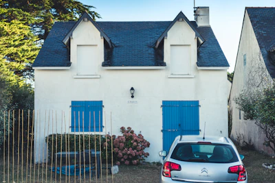 Maison bretonne en bord de mer.