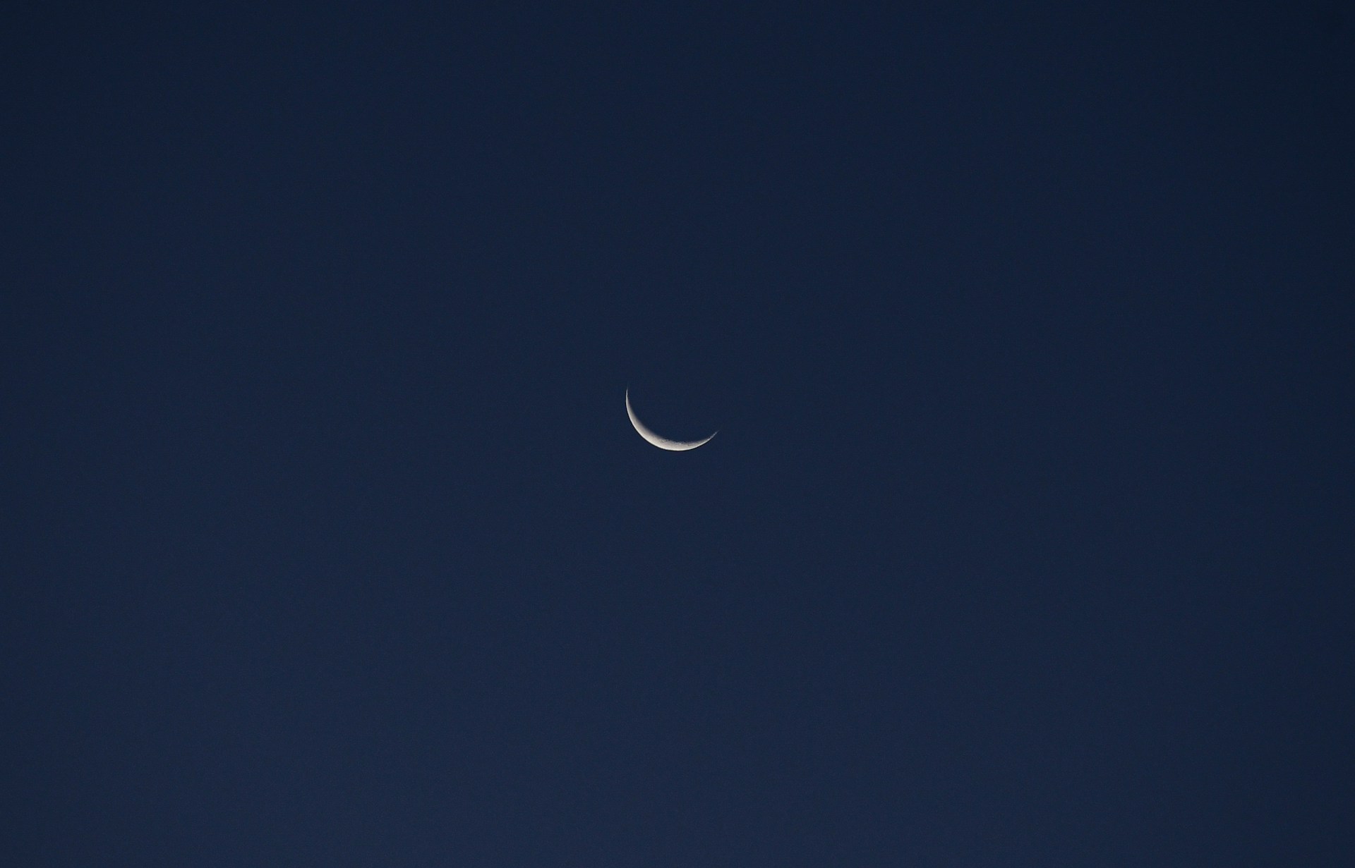 crescent moon in the sky