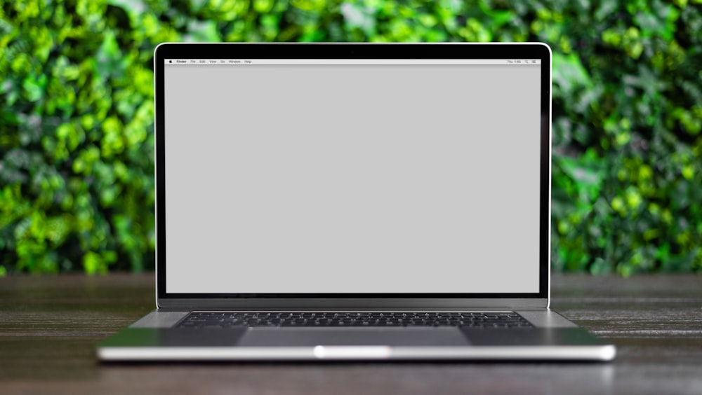 500+ Laptop Screen Pictures | Download Free Images on Unsplash