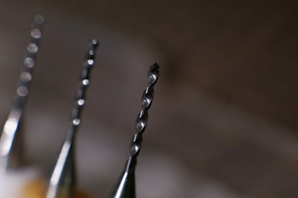micro precision machining of metal components 