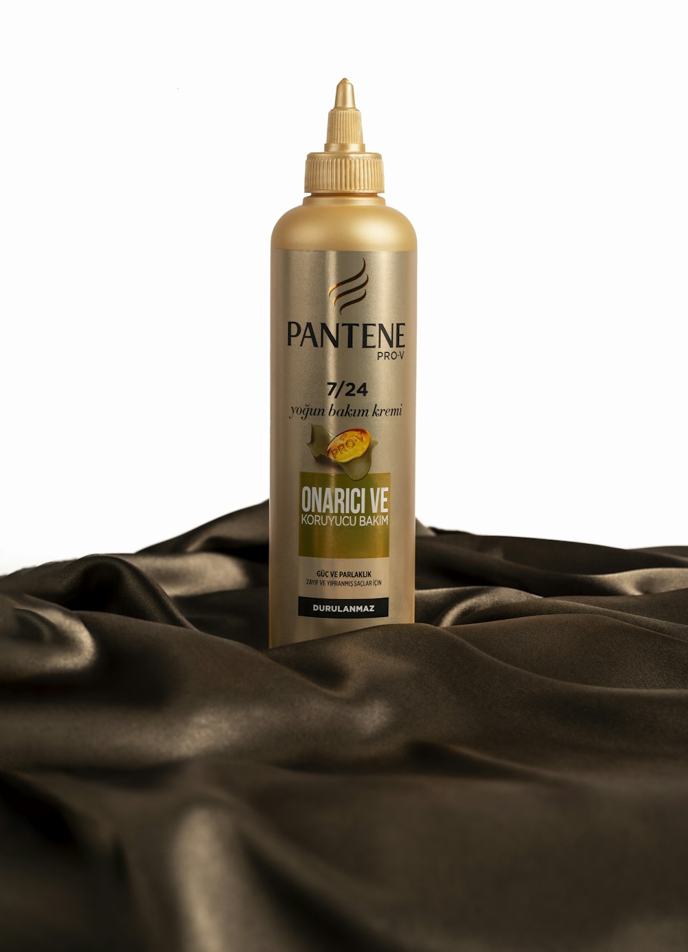 pantene pro v shampoo bottle