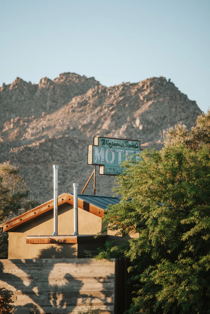 Driftwood Lodge