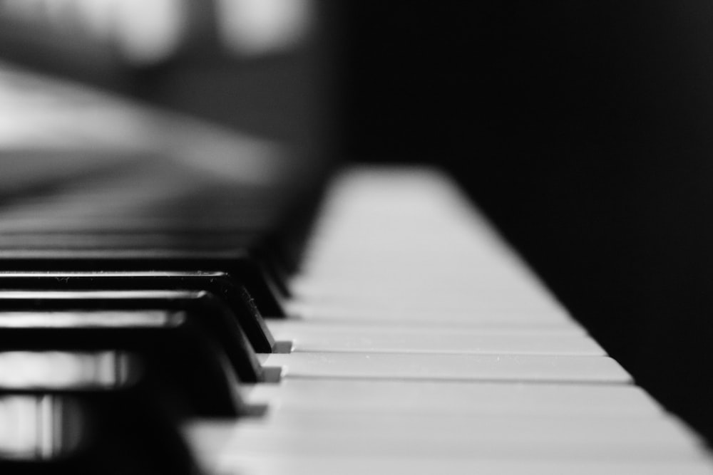 black and white piano keys