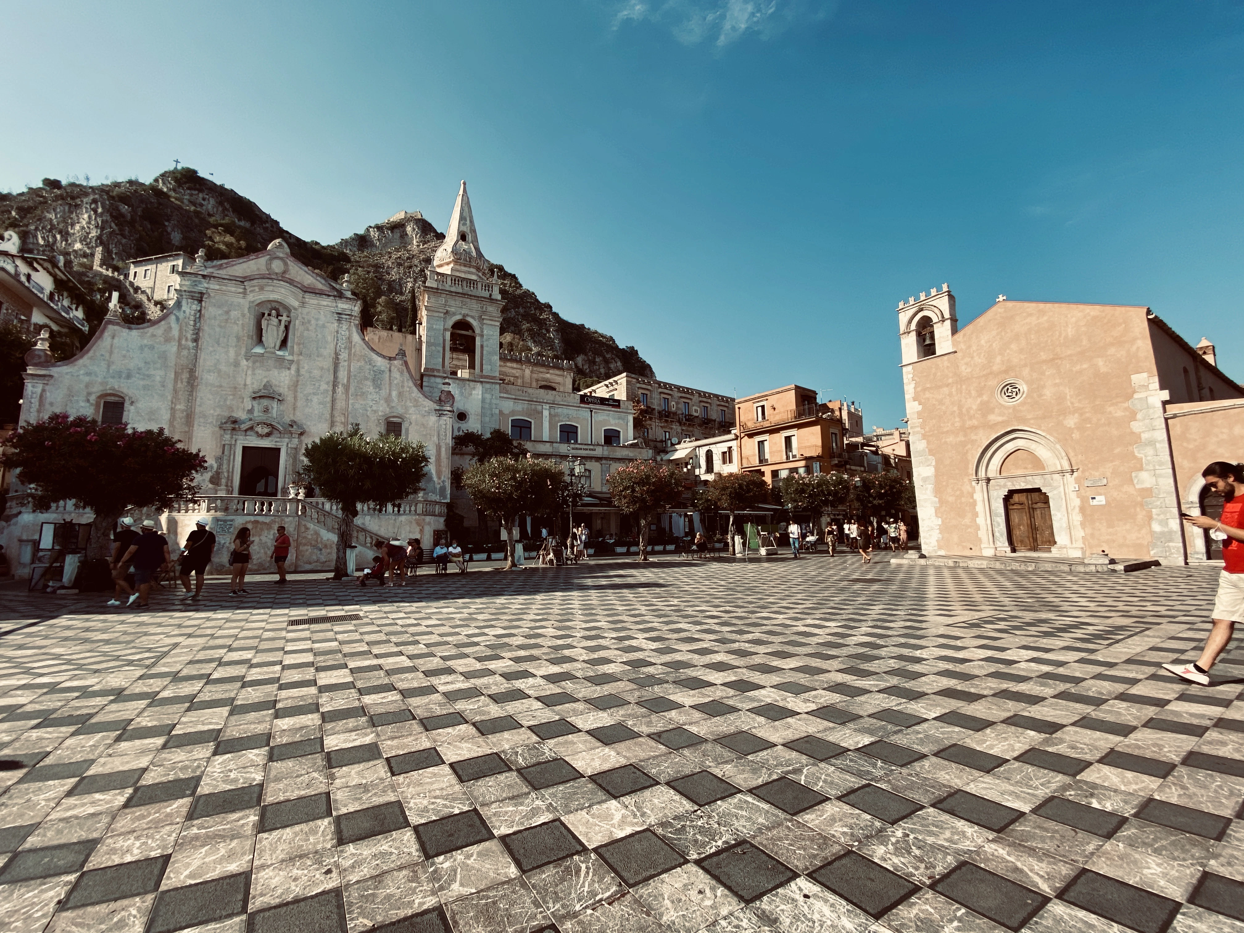 Where to Eat in Taormina When You Are Arriving by Boat