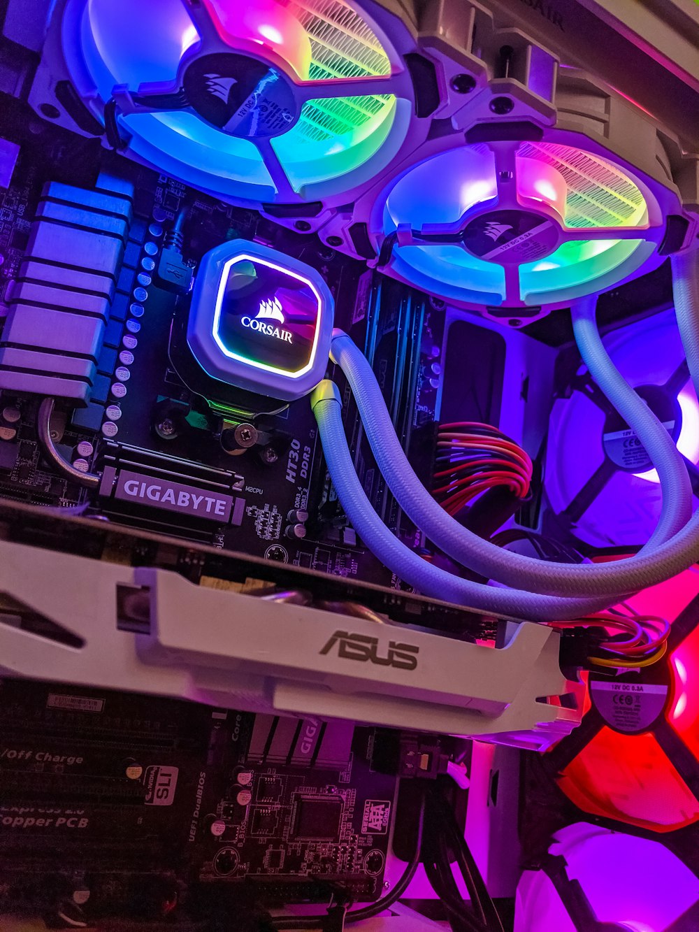 Componentes de computadora G24