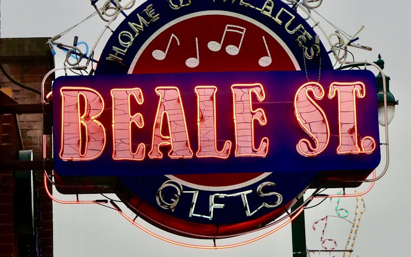 Memphis Beale Street and skyline