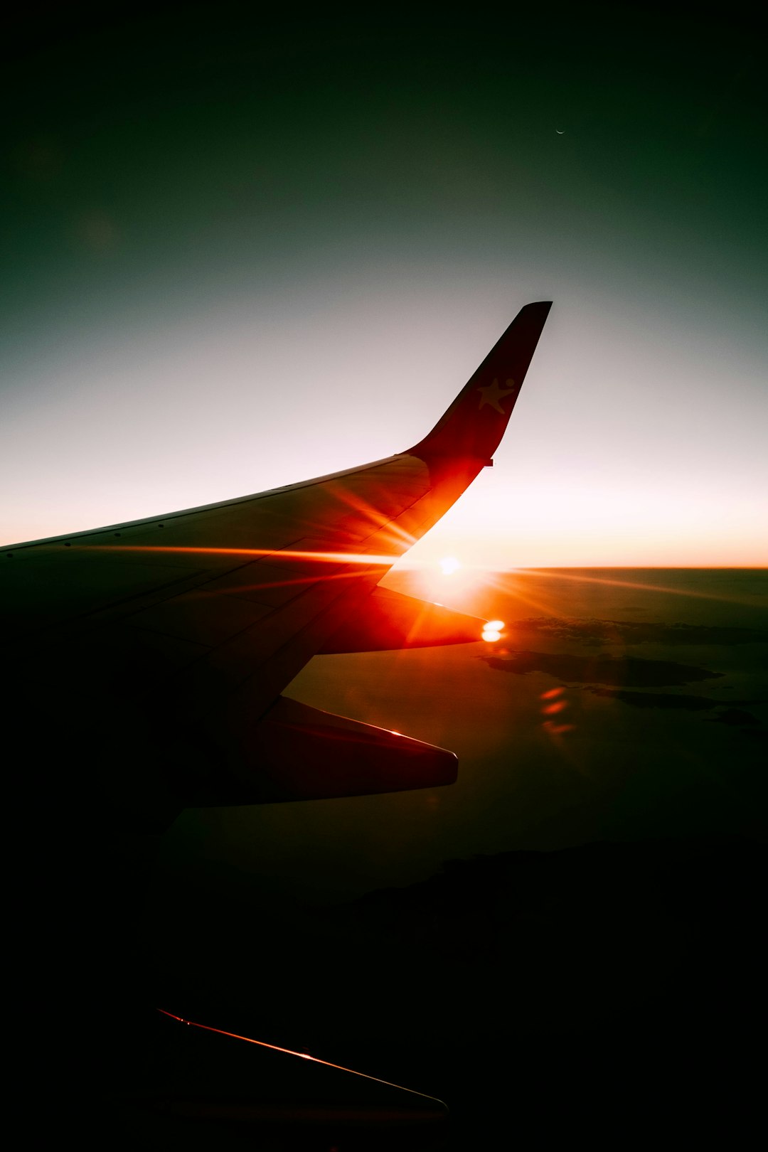 airplane wing during night time