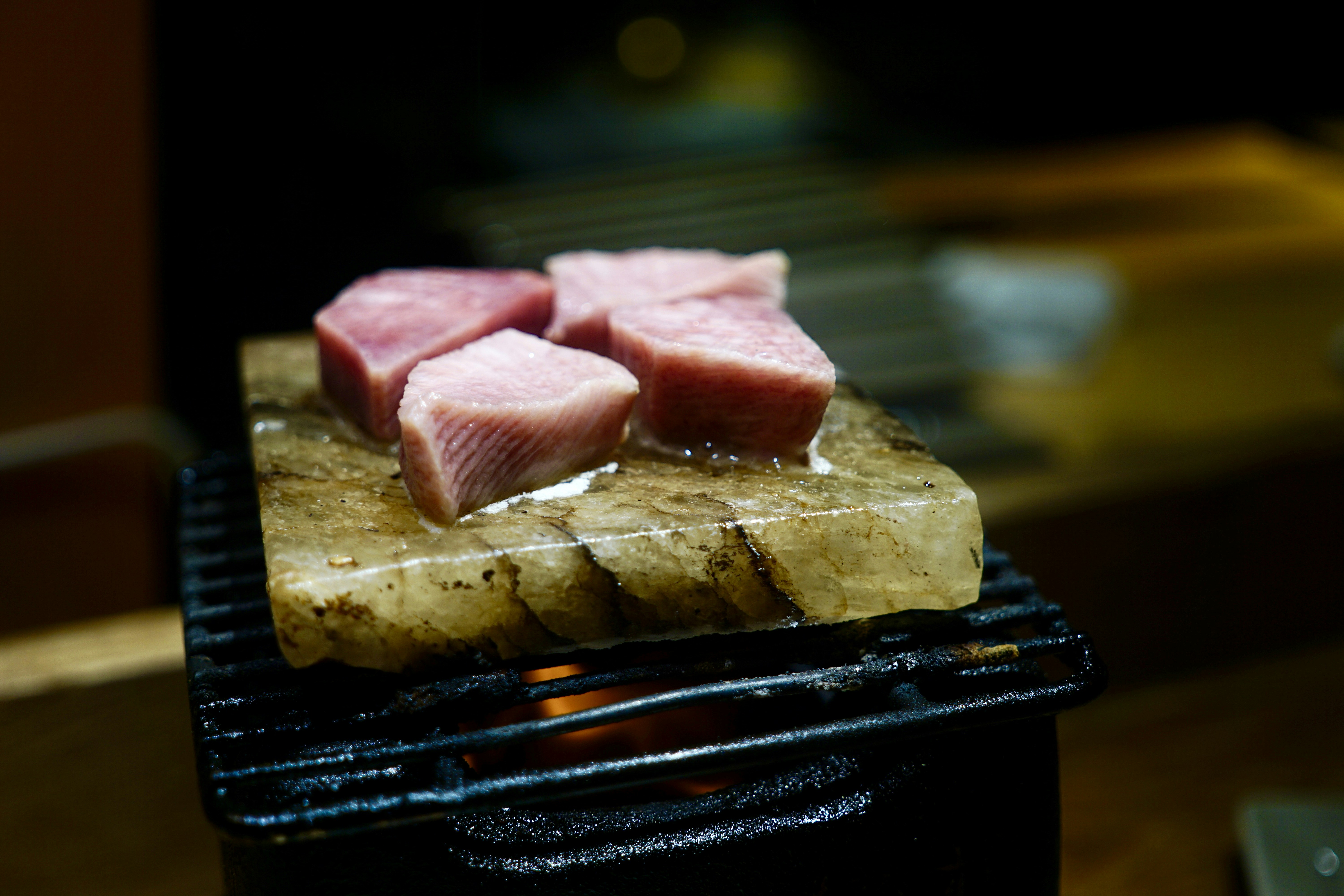 5 Expert Tips to Heat a Pink Salt Block Without Cracking