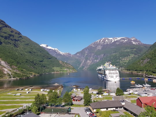 Fossevandring Geiranger things to do in Geiranger