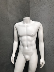 Gerçekçi Manken Modeli