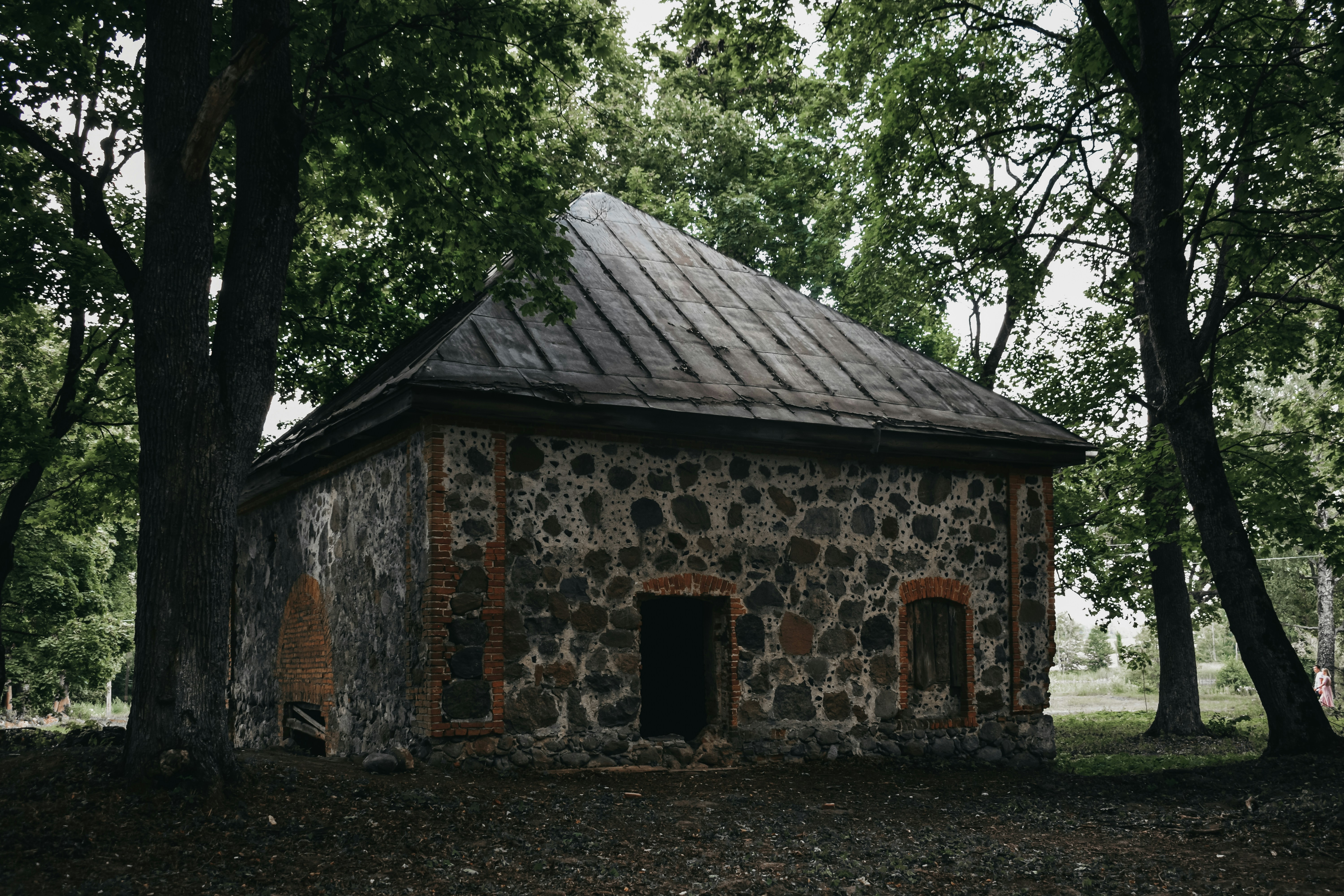 Photo by darya_tryfanava