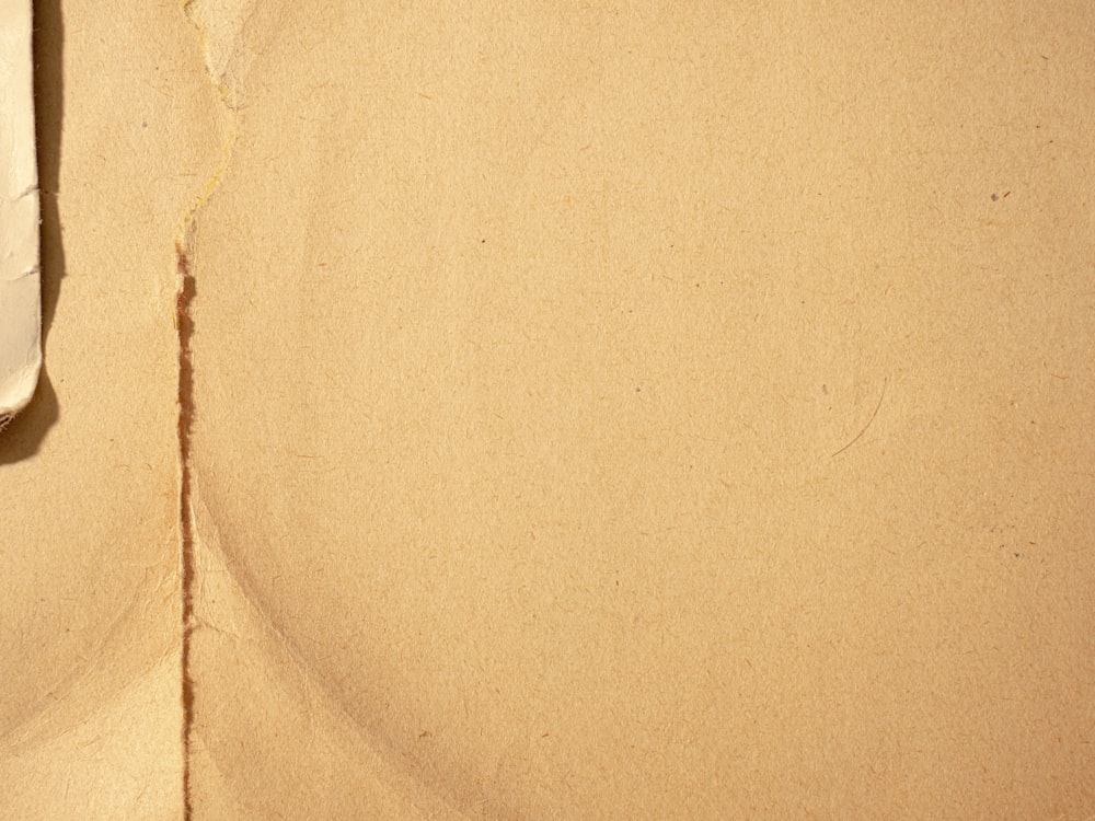 30,000+ Brown Paper Pictures | Download Free Images on Unsplash
