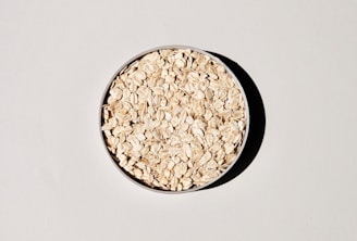 brown and white ceramic bowl