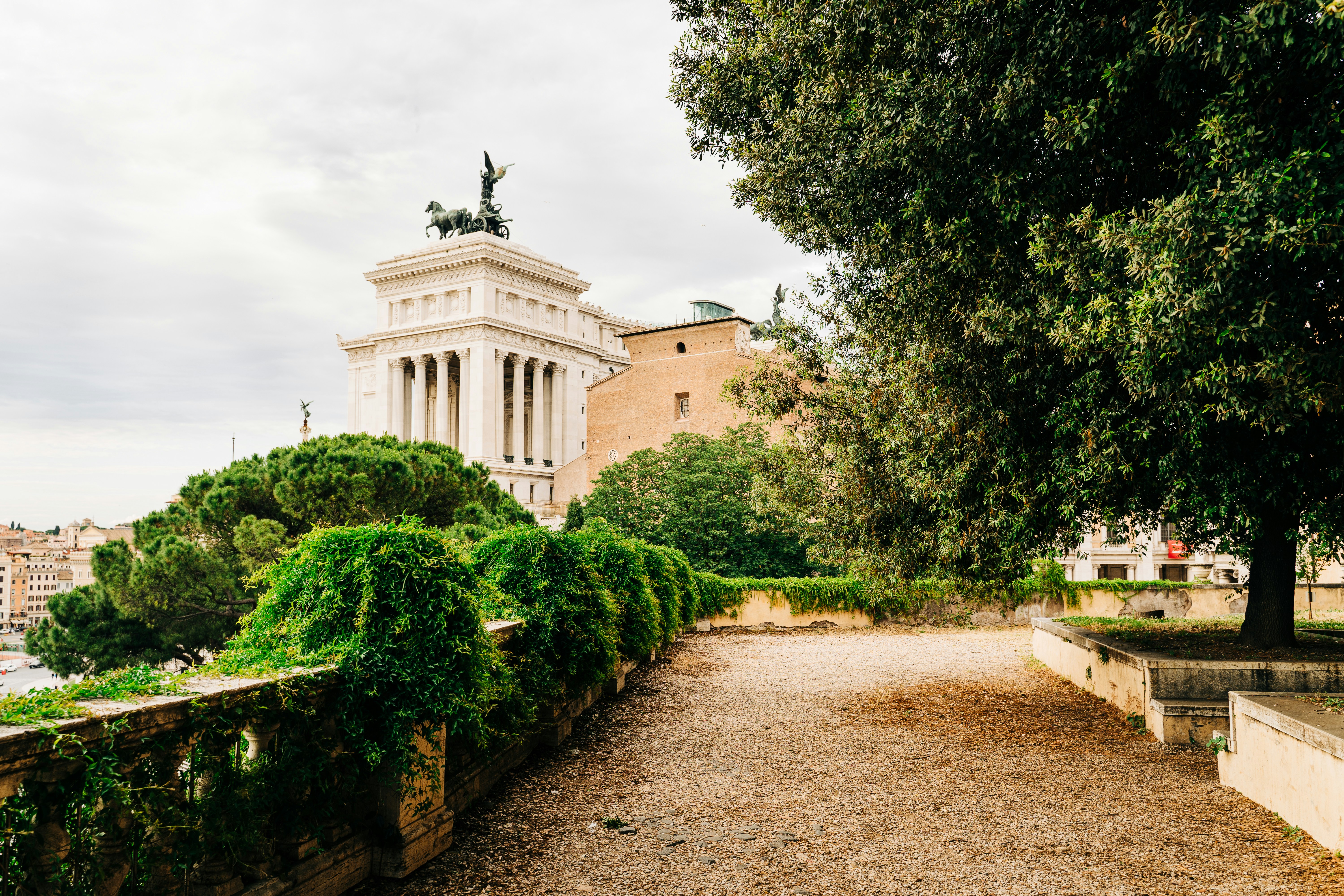 Photo by gabiontheroad