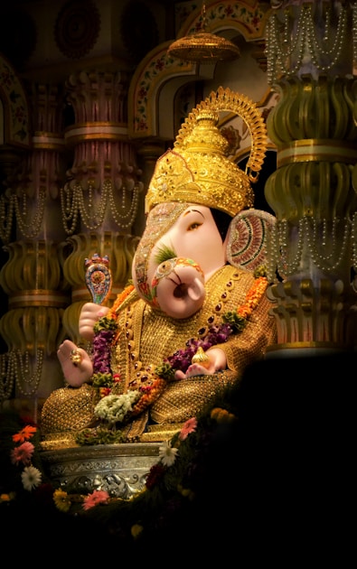 Hanuman Chalisa: Meaning, Benefits and the Right Way to Recite