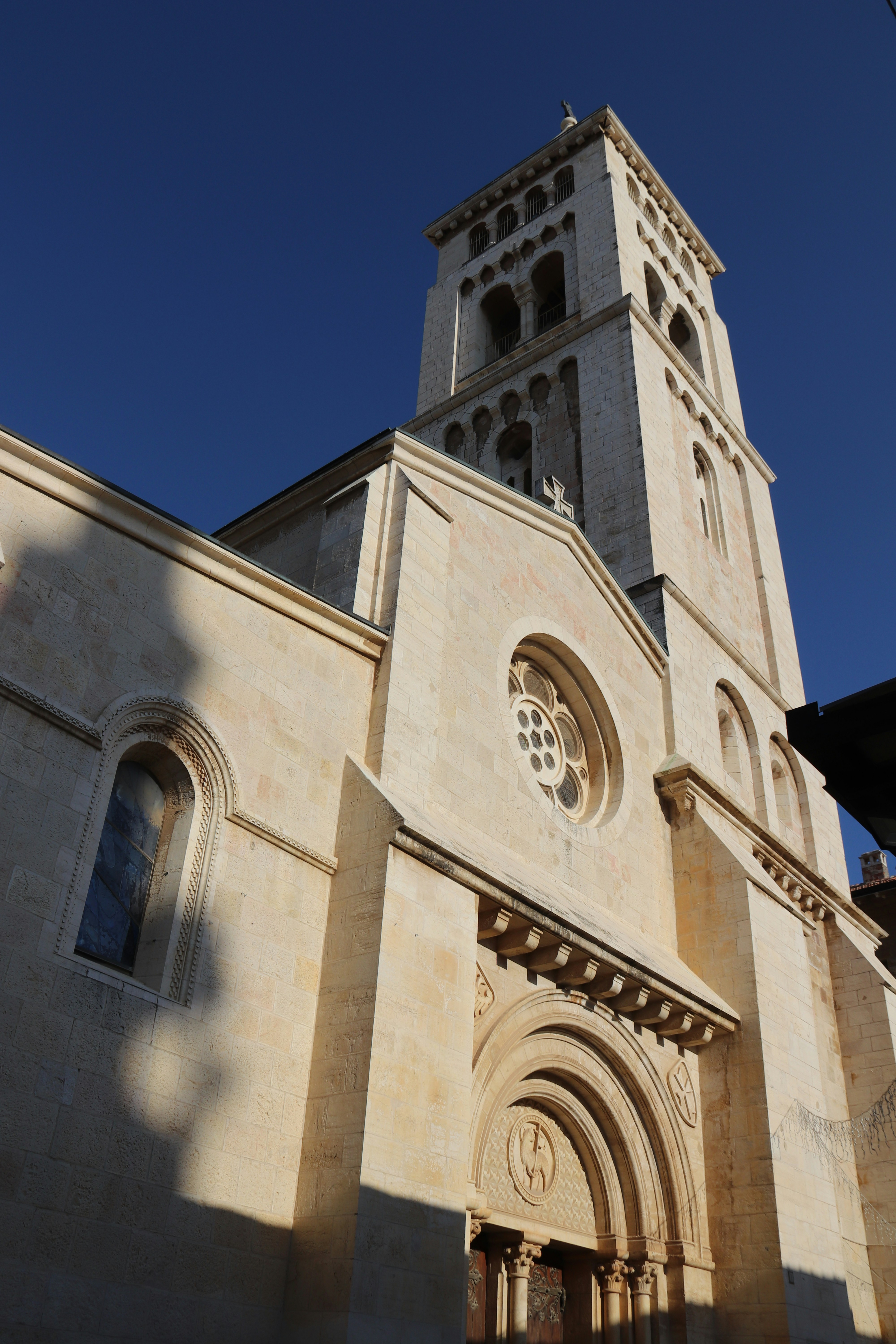 Photo by shalevcohen