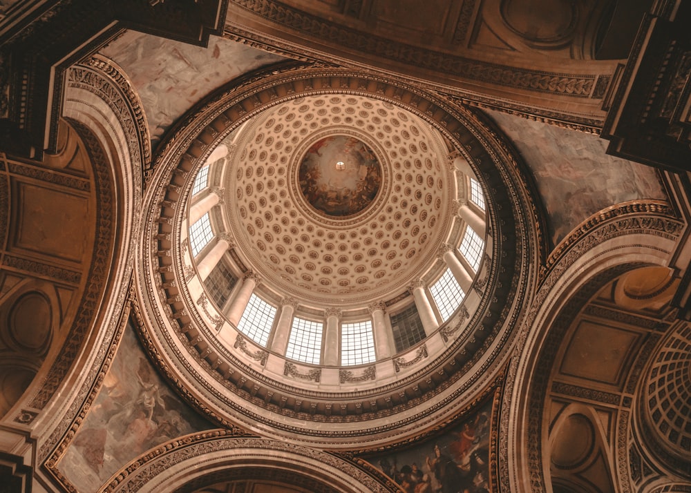 brown and beige dome ceiling